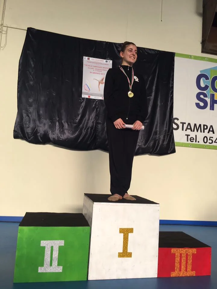 MARTA SUL PRIMO GRADINO DEL PODIO LIVELLO A S1