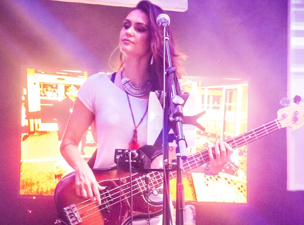 The amazing Julia Lage on bass...