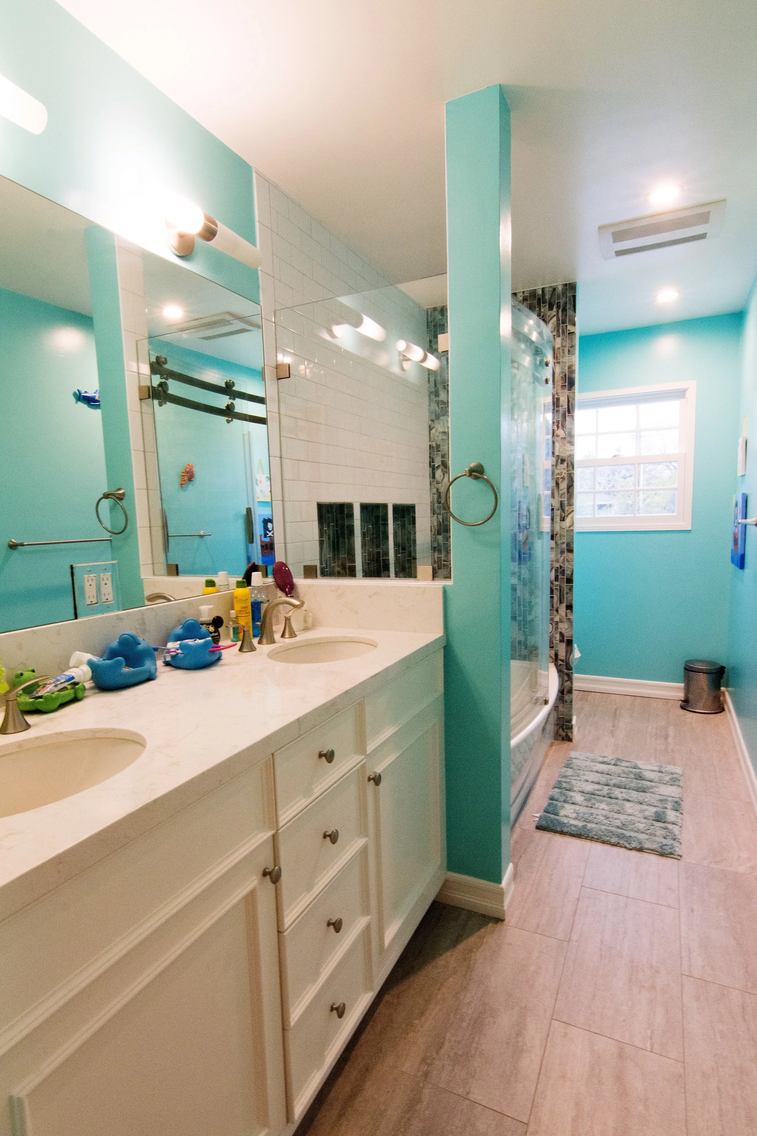 Kids' Bathroom