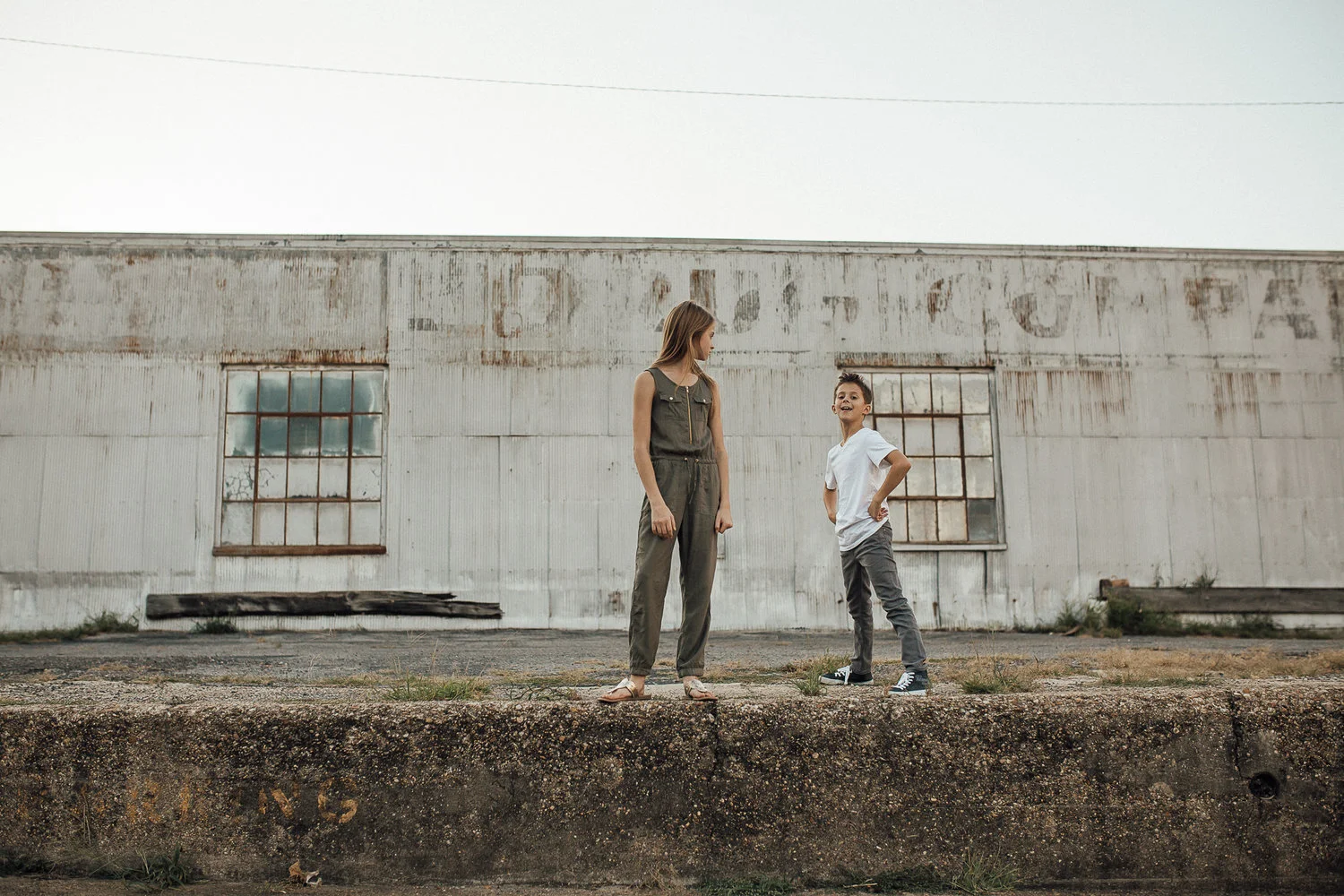 Memphis Family Photographer | The Sims: An Urban, Downtown Family Session