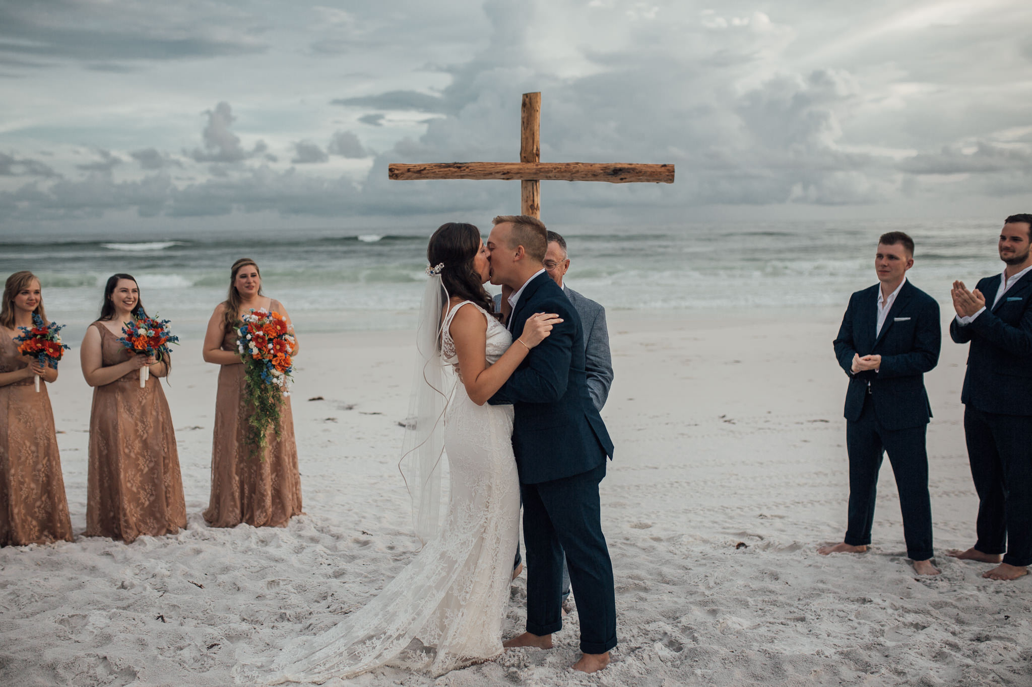 cassie-cook-photography-santa-rosa-beach-wedding-farrar-wedding-72.jpg