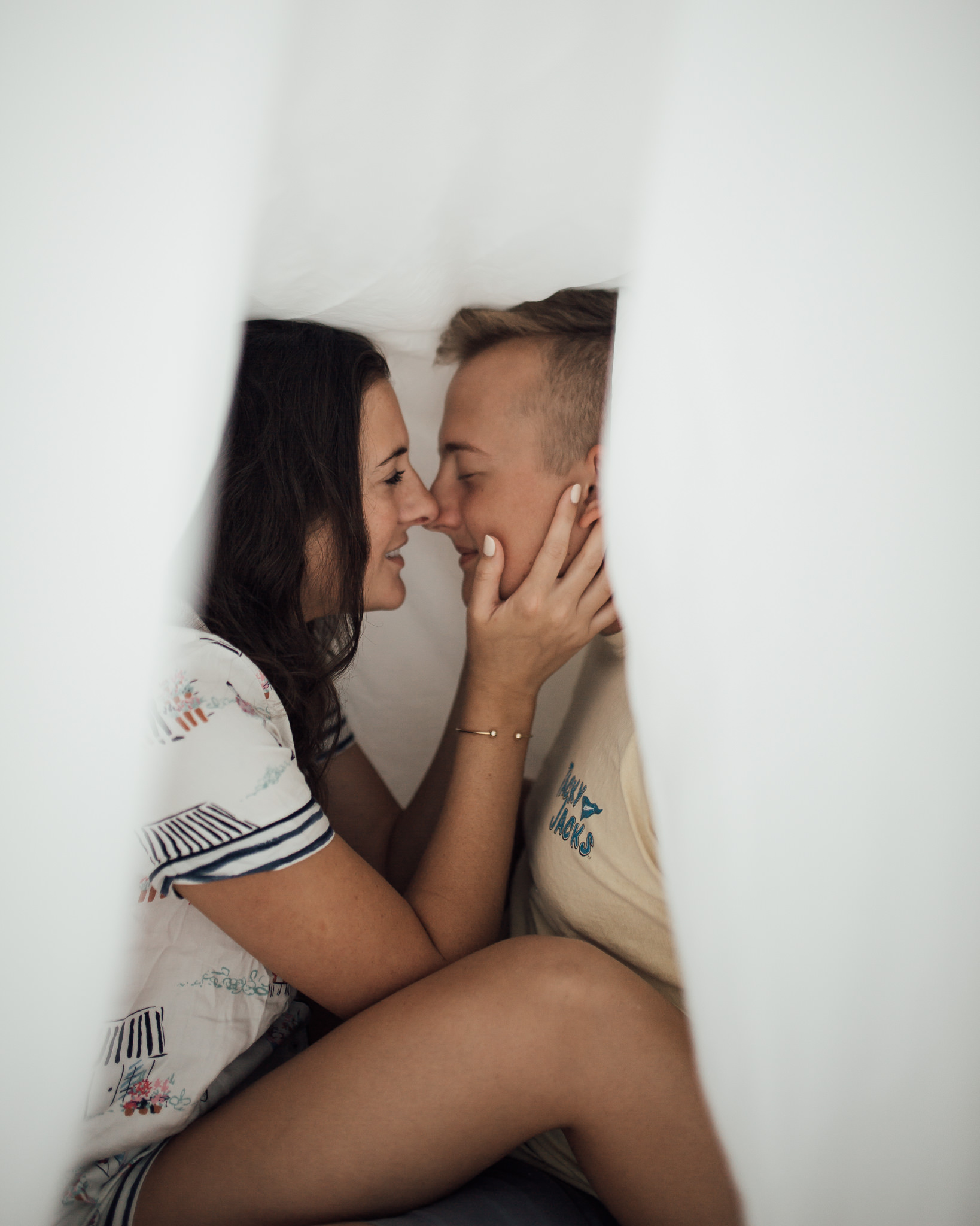 in-home-session-newlyweds-cassie-cook-photography-rosemary-beach-15.jpg