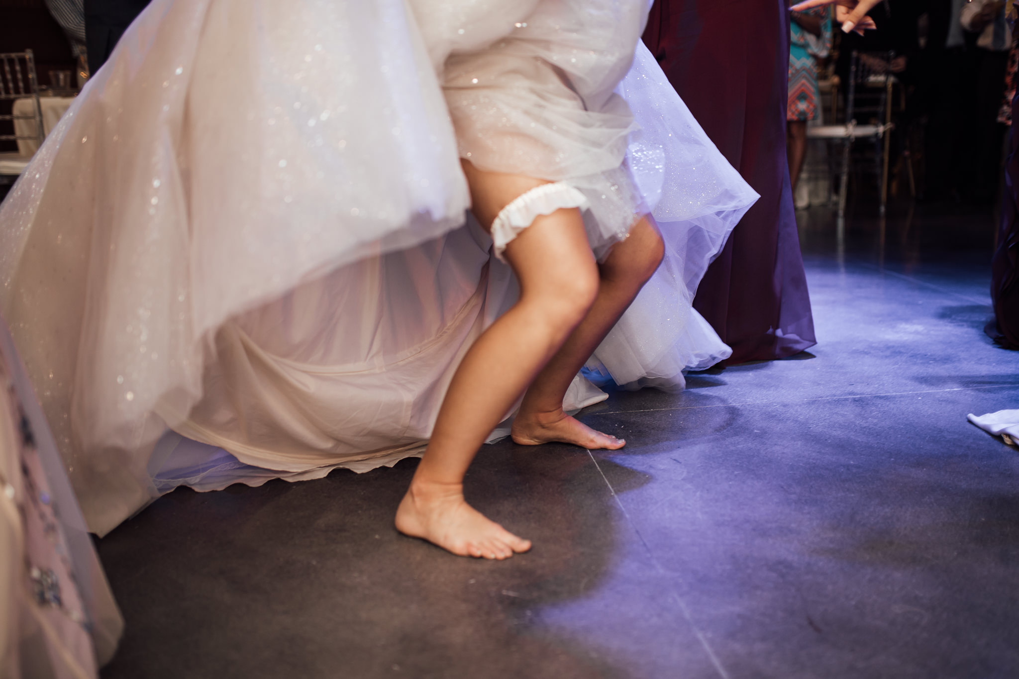 memphis-wedding-photographer-the-warmth-around-you-best-dance-moves-2.jpg