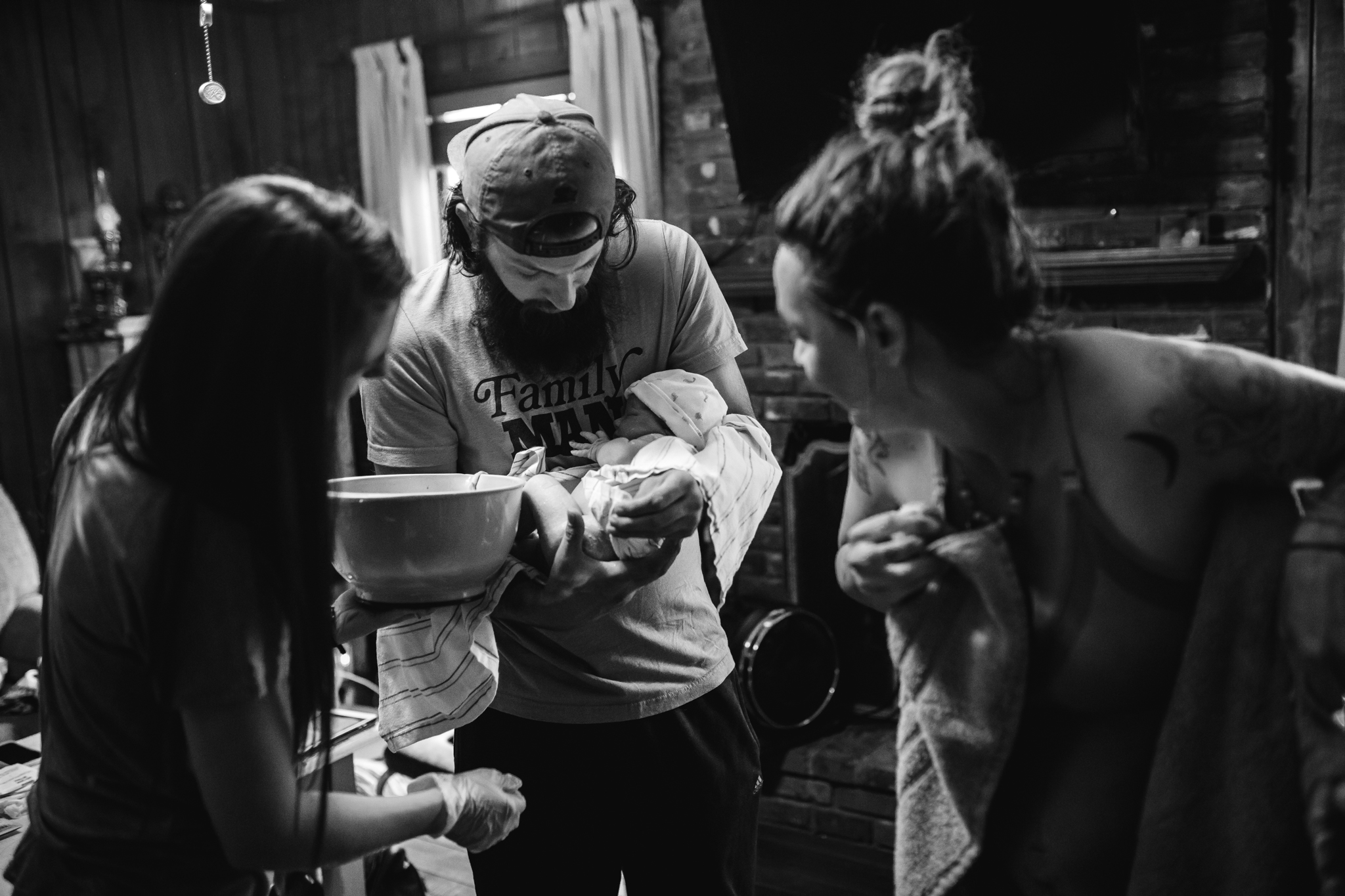 the-warmth-around-you-memphis-brith-photographers-in-home-birth (69 of 78).jpg