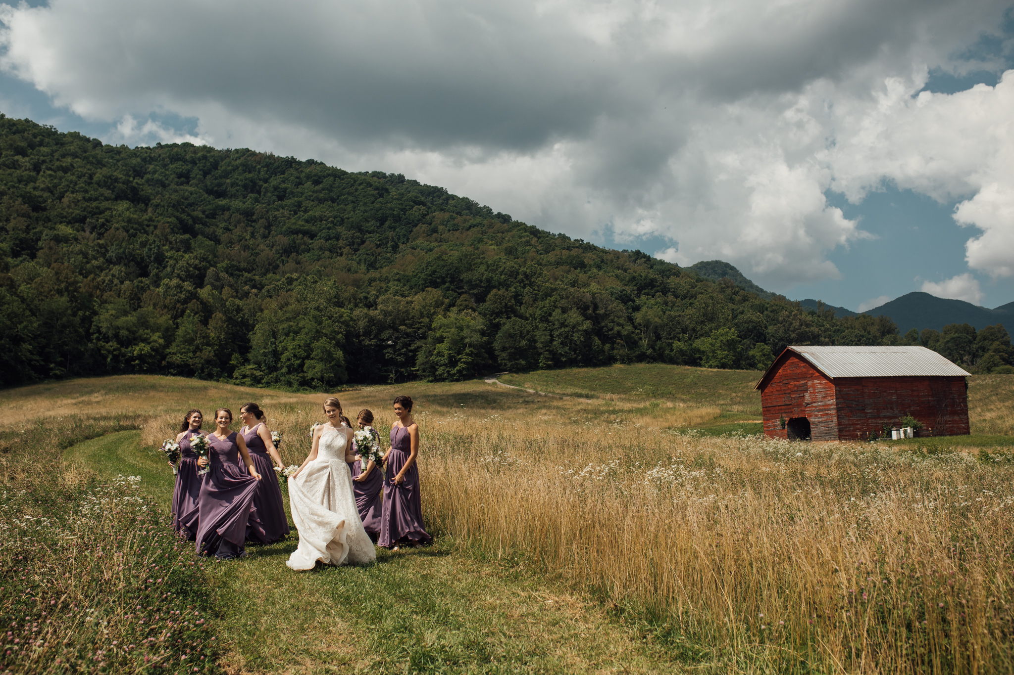ashville-wedding-photographers-thewarmtharoundyou--backyard-asheville-wedding-mountain-wedding (89 of 244).jpg