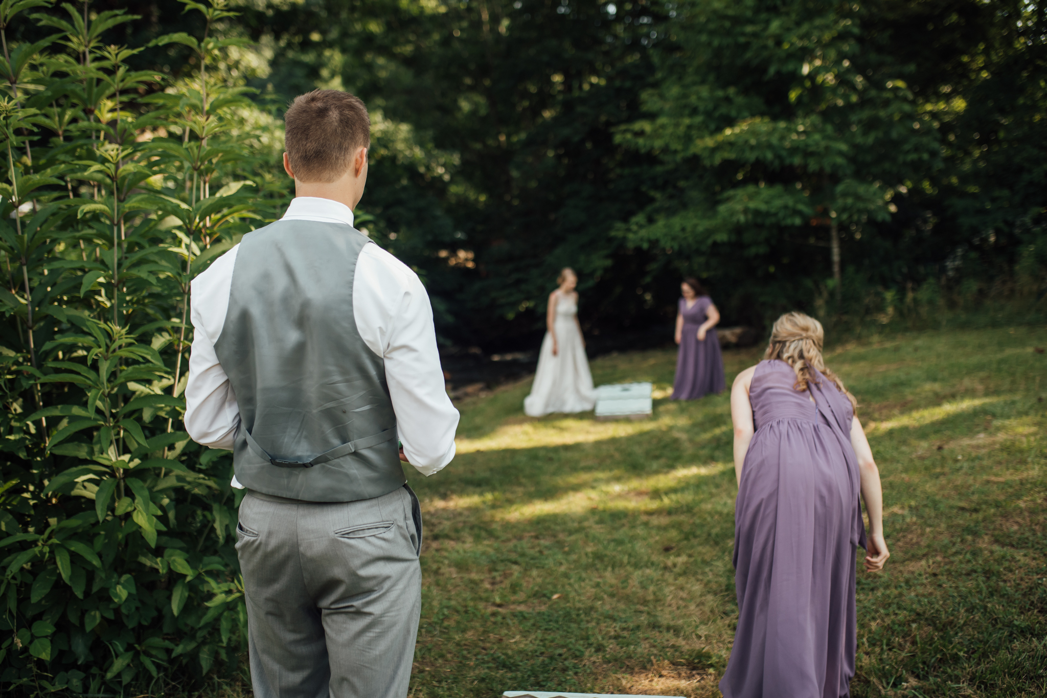 ashville-wedding-photographers-thewarmtharoundyou--backyard-asheville-wedding-mountain-wedding (156 of 244).jpg