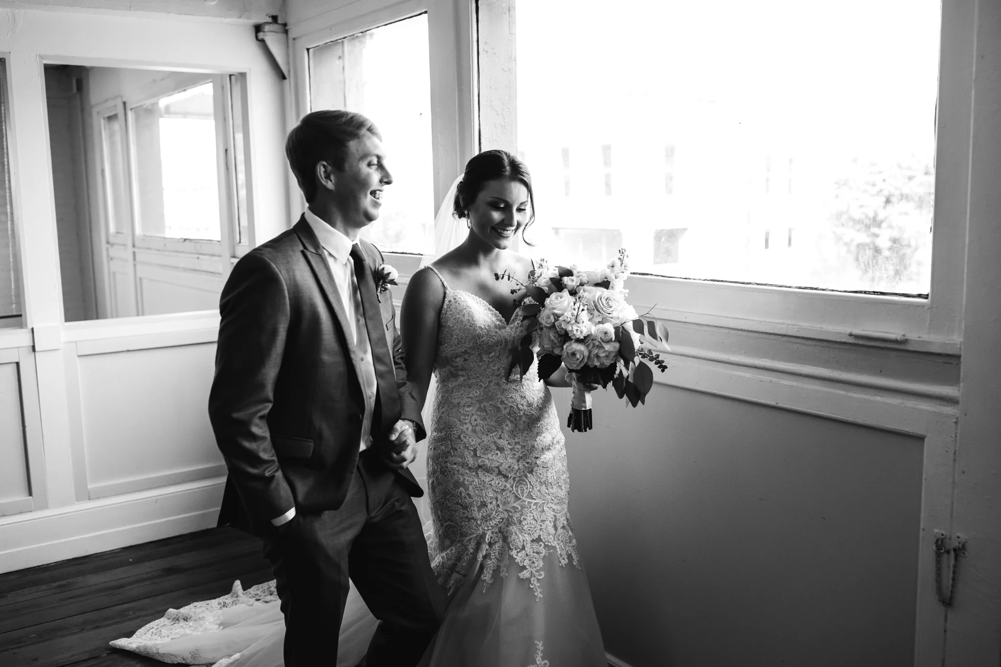 409smain-downtown-memphis-wedding-venue-thewarmtharoundyou (40 of 243).jpg