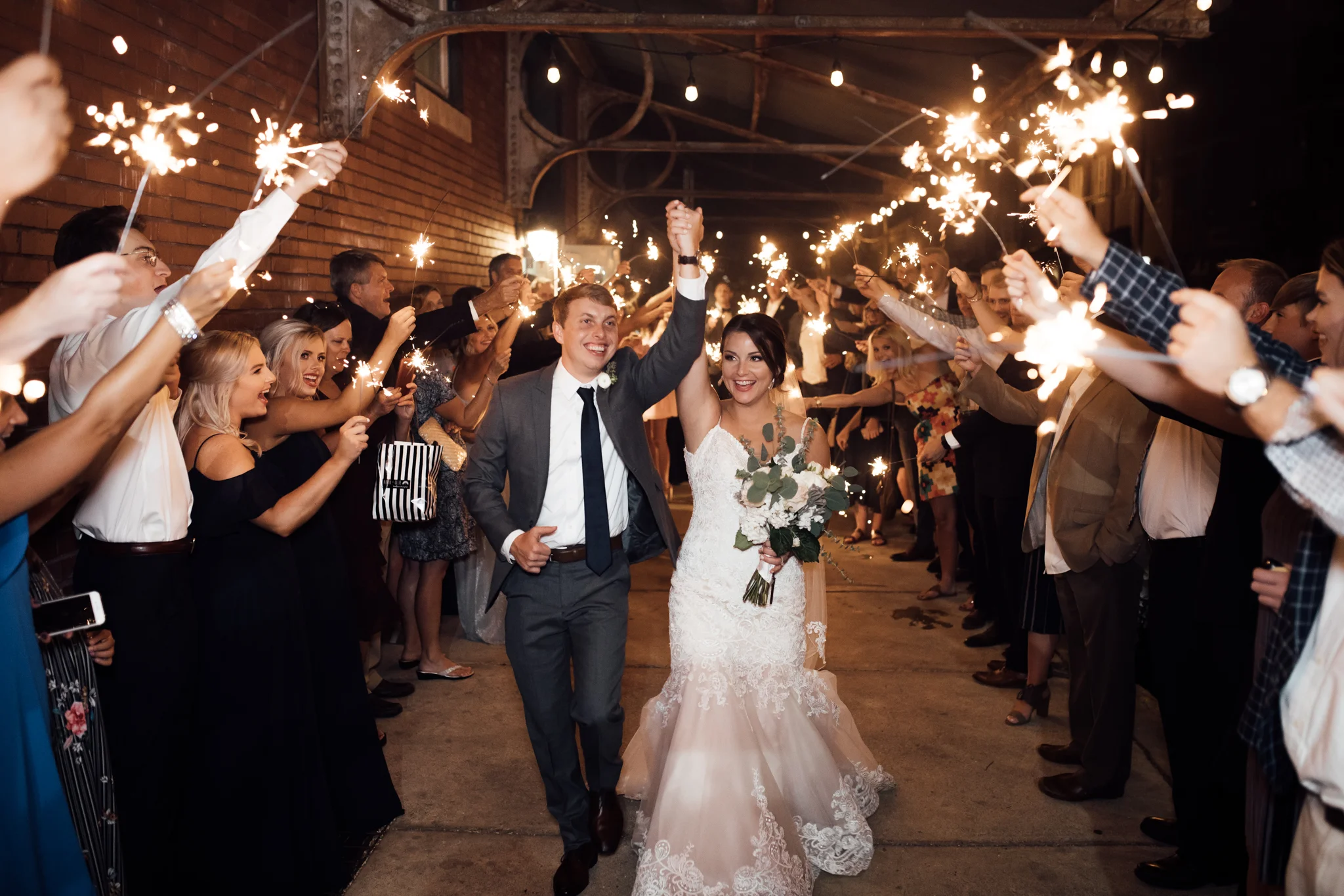 409smain-downtown-memphis-wedding-venue-thewarmtharoundyou (242 of 243).jpg