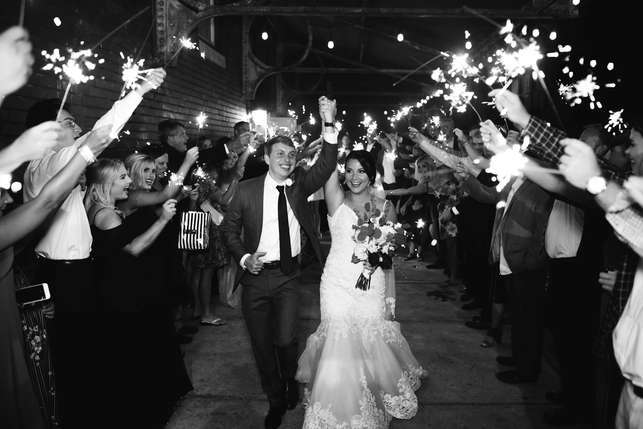 409smain-downtown-memphis-wedding-venue-thewarmtharoundyou (243 of 243).jpg