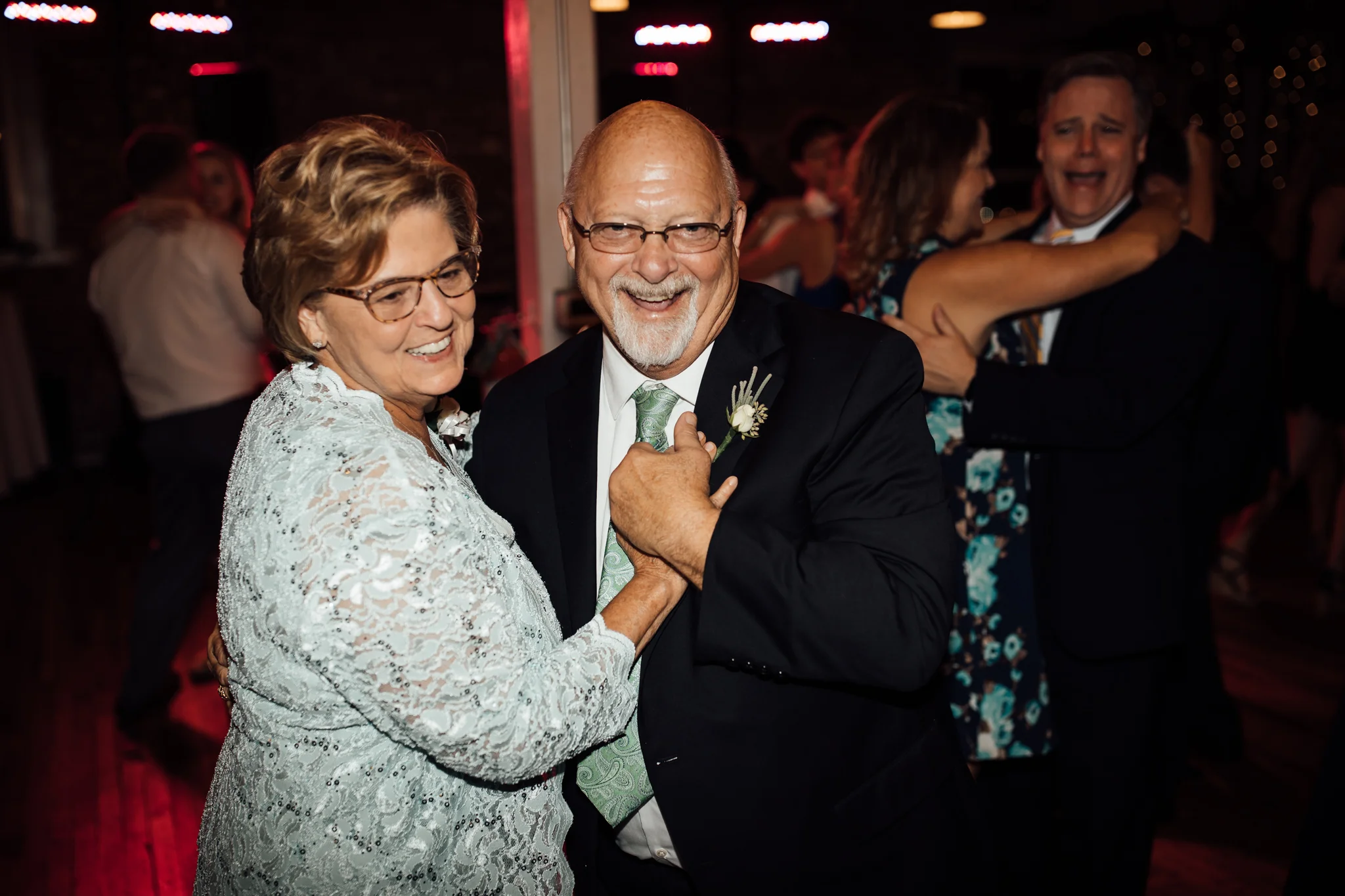 409smain-downtown-memphis-wedding-venue-thewarmtharoundyou (154 of 243).jpg