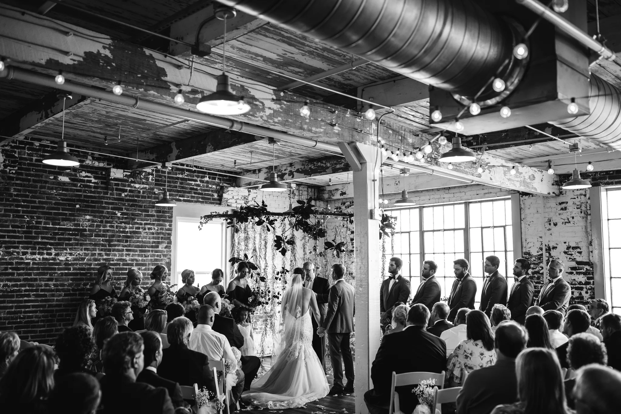 409smain-downtown-memphis-wedding-venue-thewarmtharoundyou (94 of 243).jpg