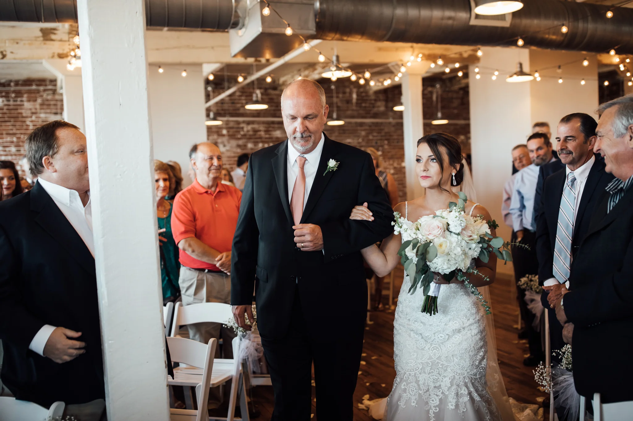 409smain-downtown-memphis-wedding-venue-thewarmtharoundyou (79 of 243).jpg