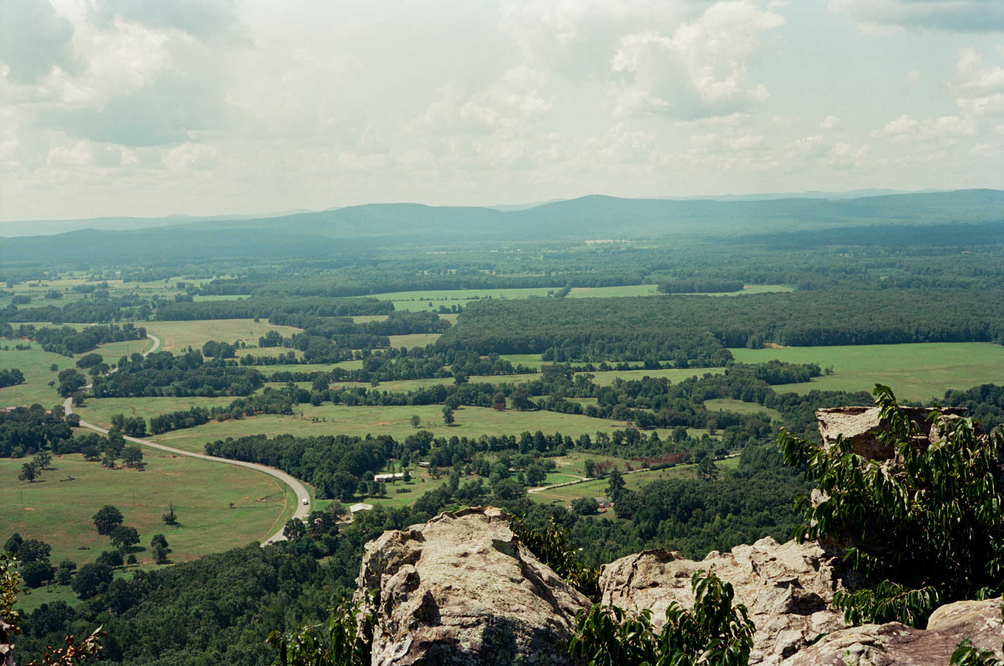 petit-jean-stgate-park-film-thewarmtharoundyou-camping-trip (21 of 37).jpg