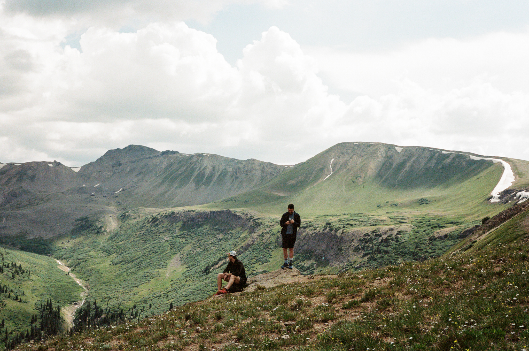 twin-lakes-colorado-aspen-wedding-photographer-thewarmtharoundyou (6 of 18).jpg