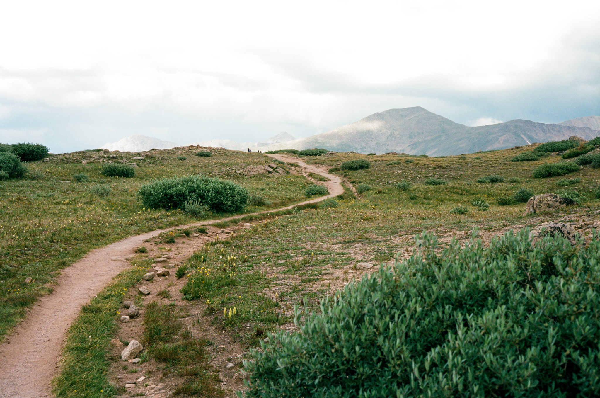 twin-lakes-colorado-wedding-photographer-aspen-thewarmtharoundyou (16 of 43).jpg