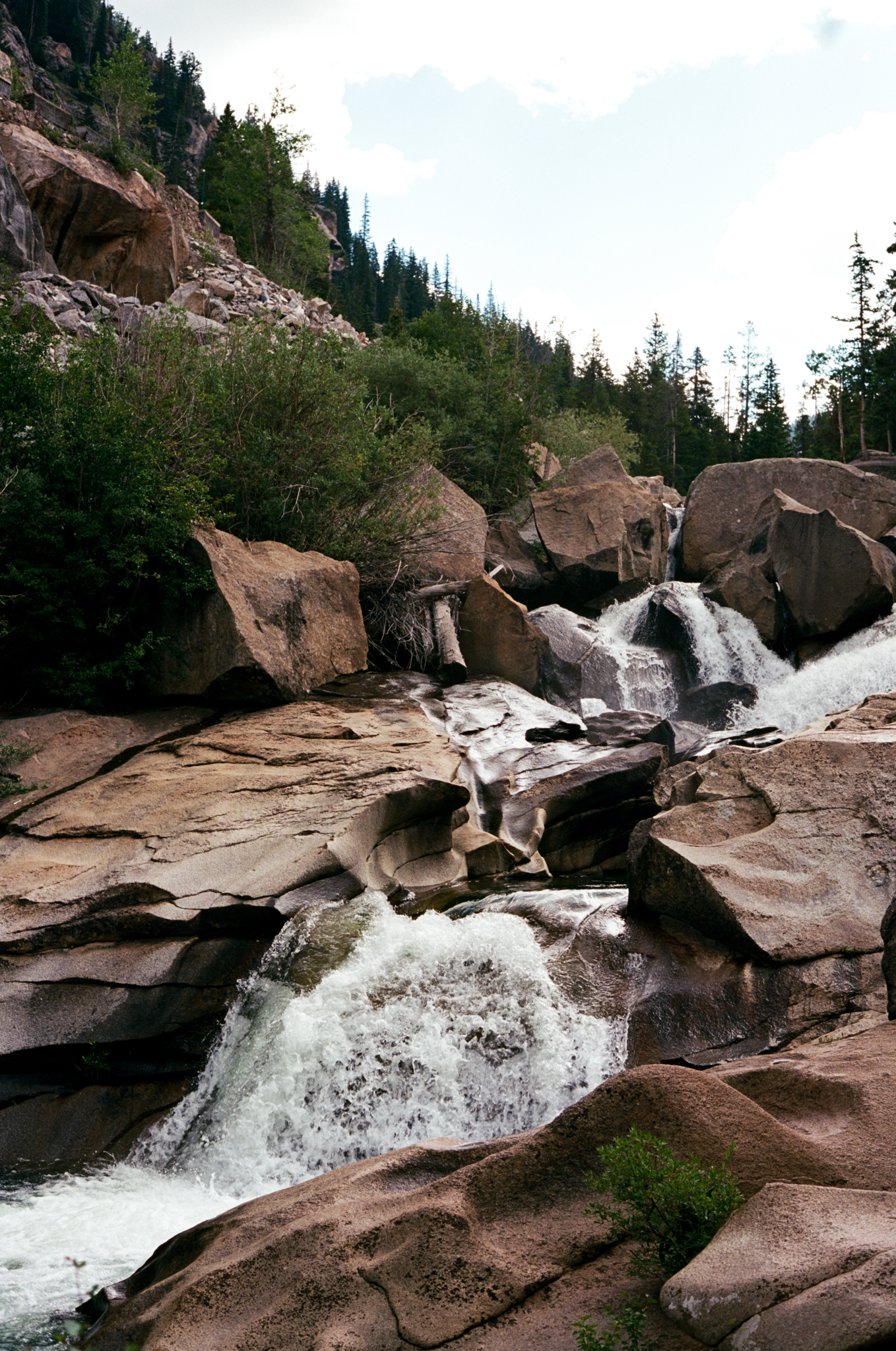 twin-lakes-colorado-wedding-photographer-aspen-thewarmtharoundyou (13 of 43).jpg