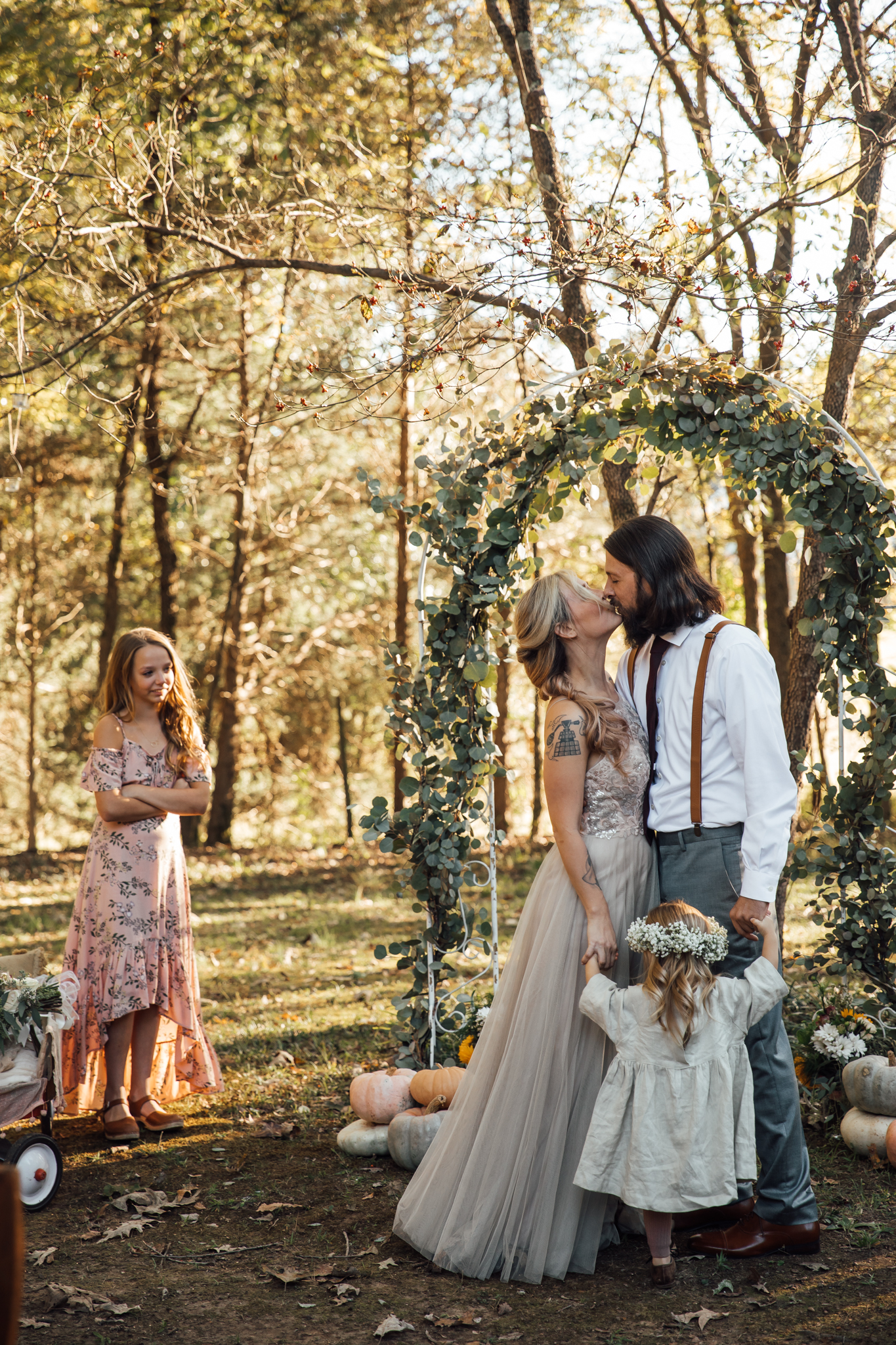 fall-backyard-wedding-memphis-wedding-photographers-thewarmtharoundyou (78 of 181).jpg