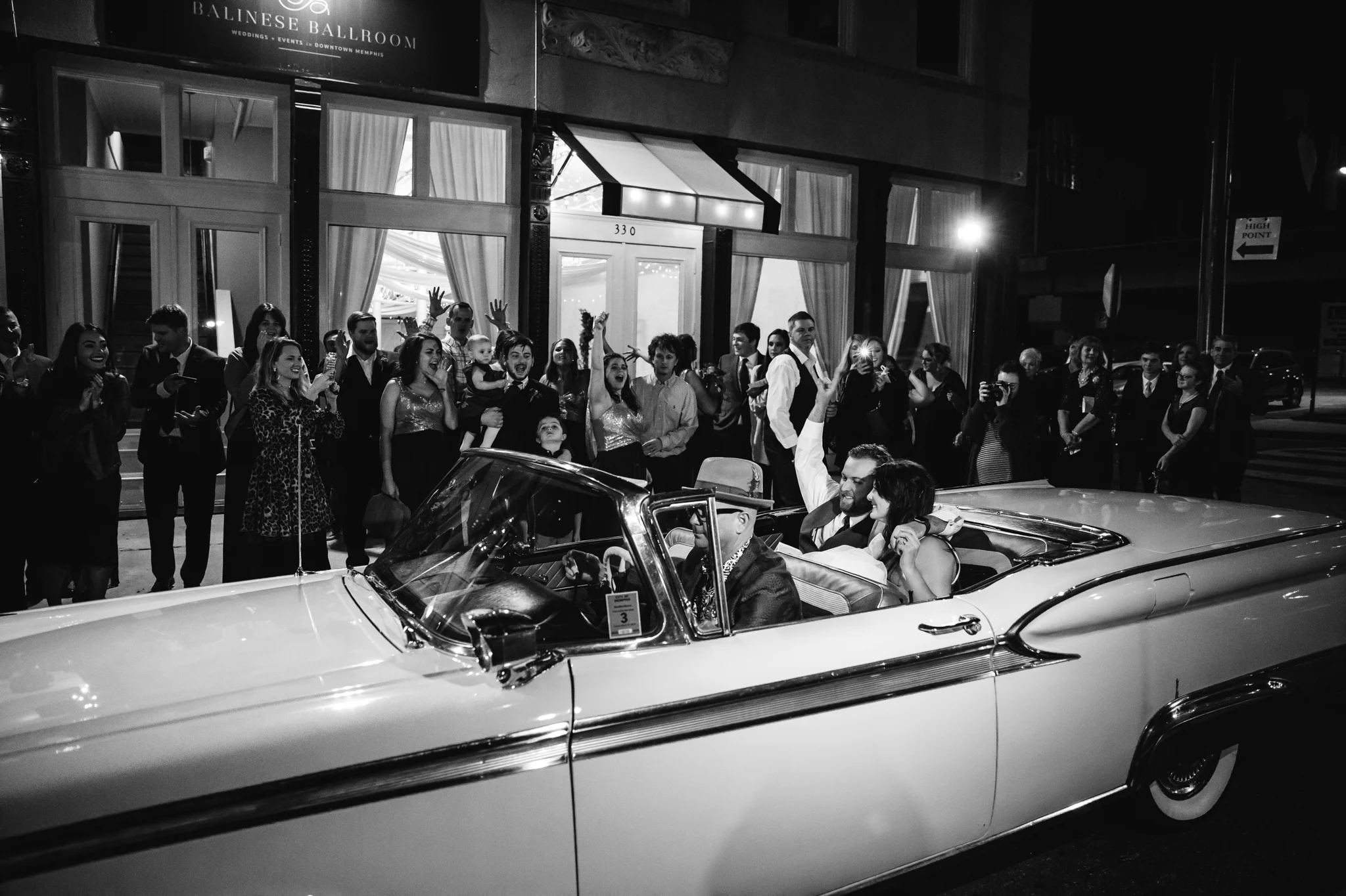 memphis-wedding-photographers-thewarmtharoundyou-ballinese-ballroom (229 of 232).jpg