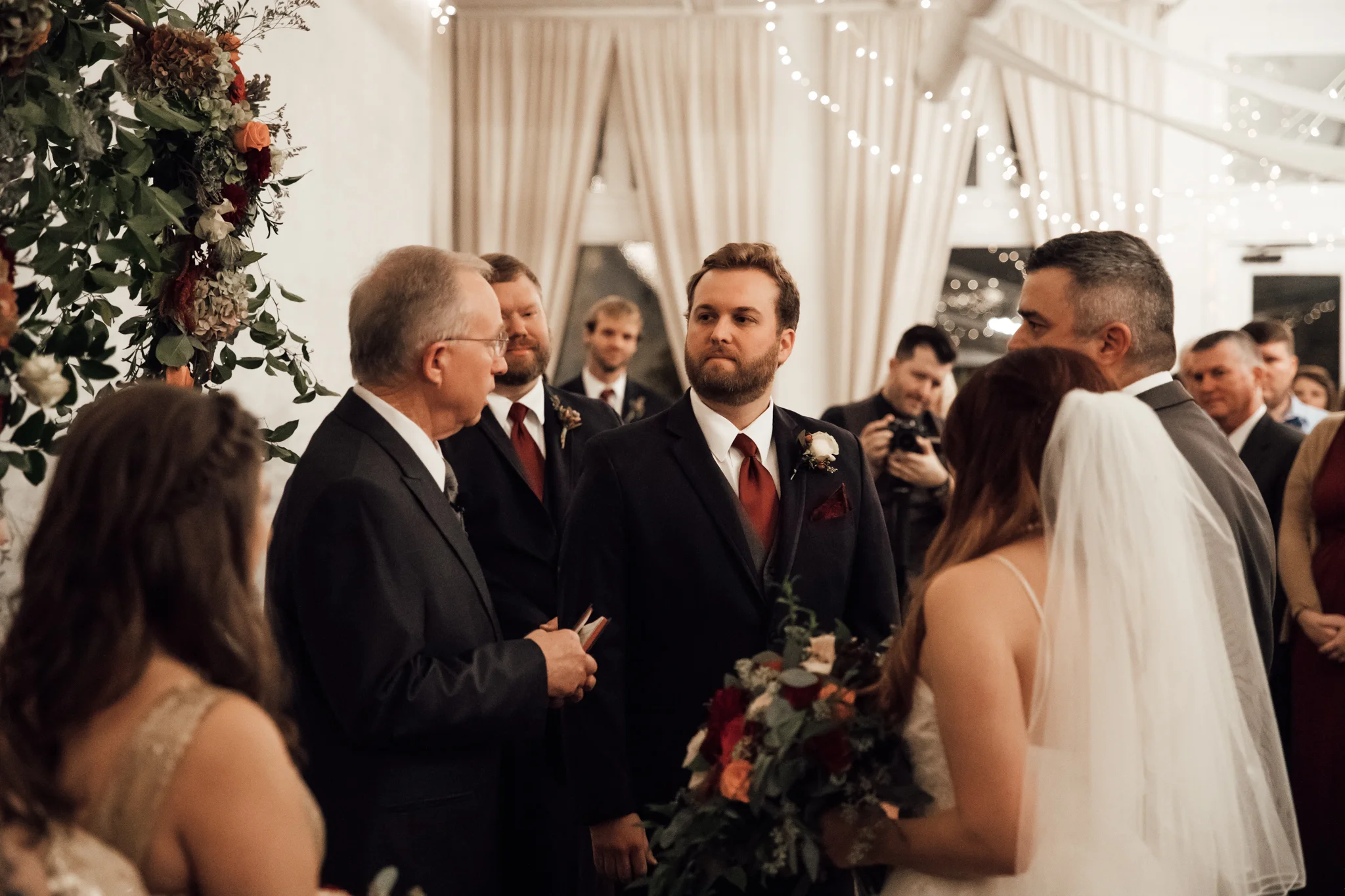memphis-wedding-photographers-thewarmtharoundyou-ballinese-ballroom (139 of 232).jpg
