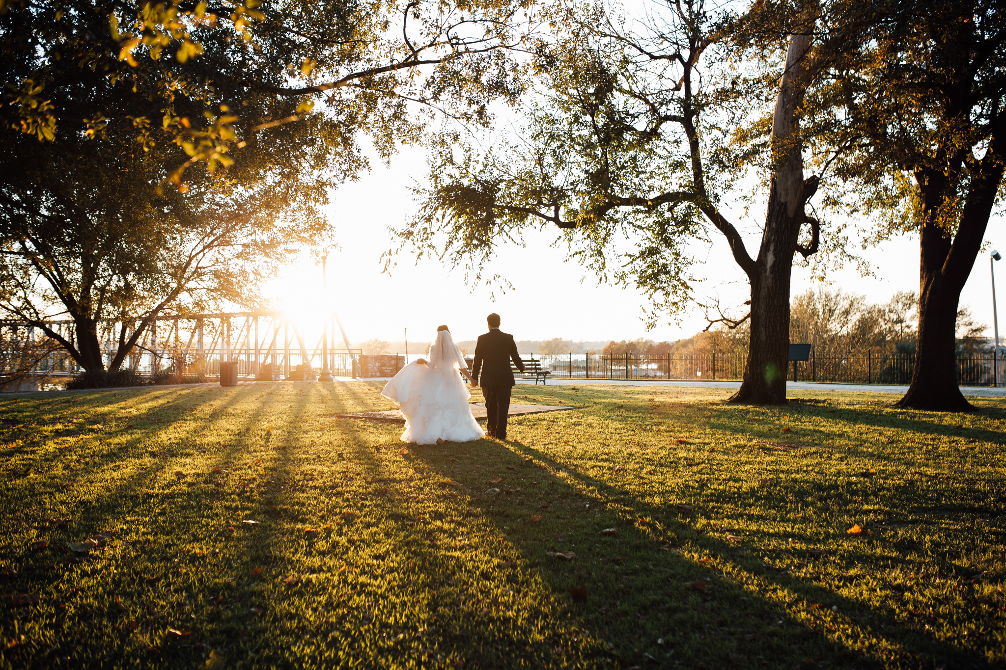 memphis-wedding-photographers-thewarmtharoundyou-ballinese-ballroom (20 of 65).jpg