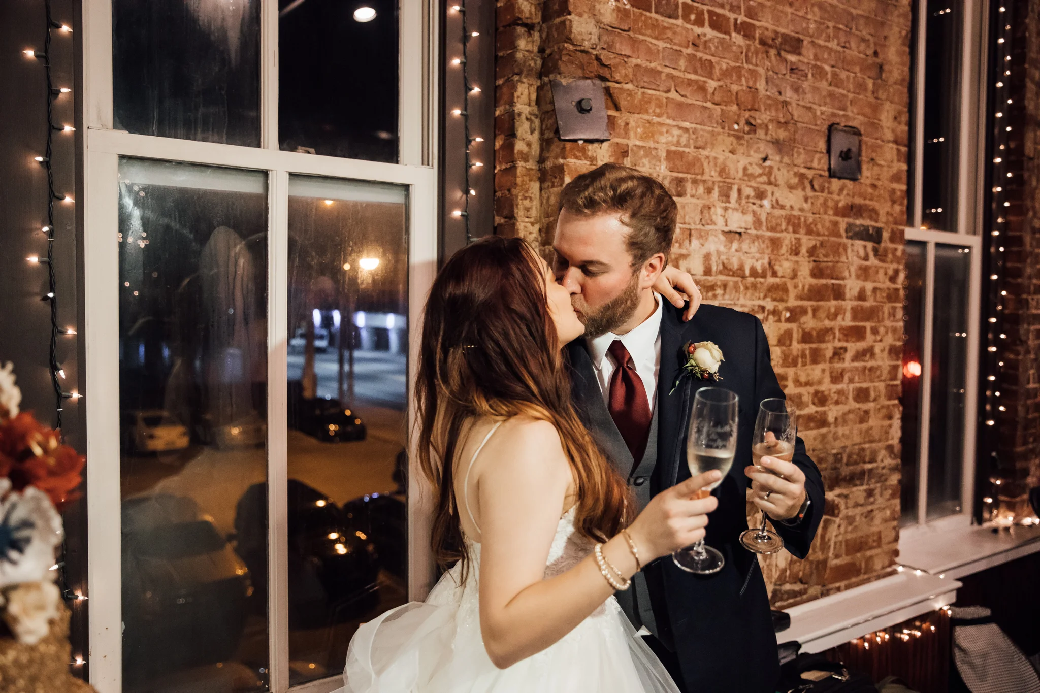 memphis-wedding-photographers-thewarmtharoundyou-ballinese-ballroom (196 of 232).jpg