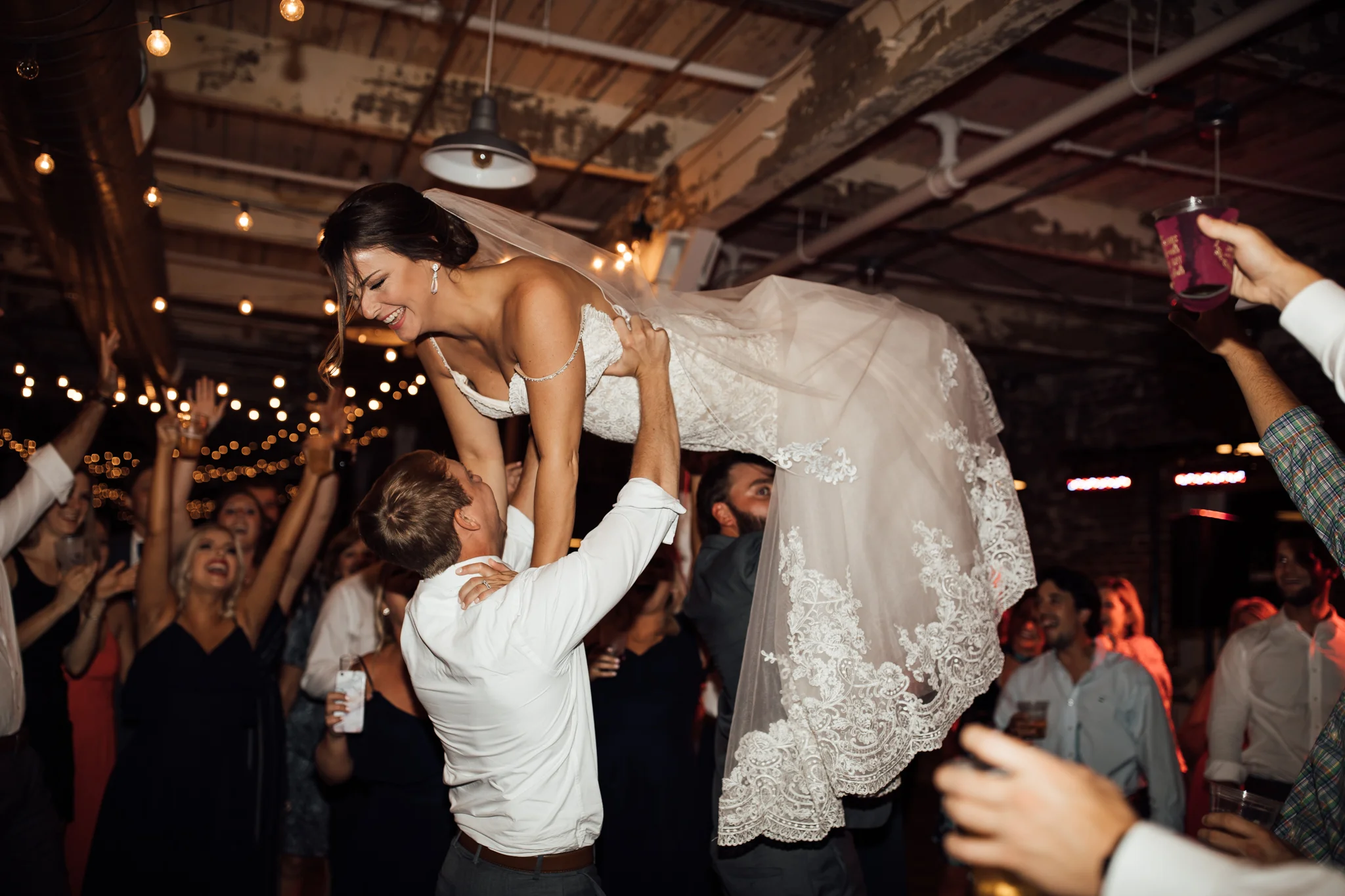 409smain-downtown-memphis-wedding-venue-thewarmtharoundyou (223 of 243).jpg