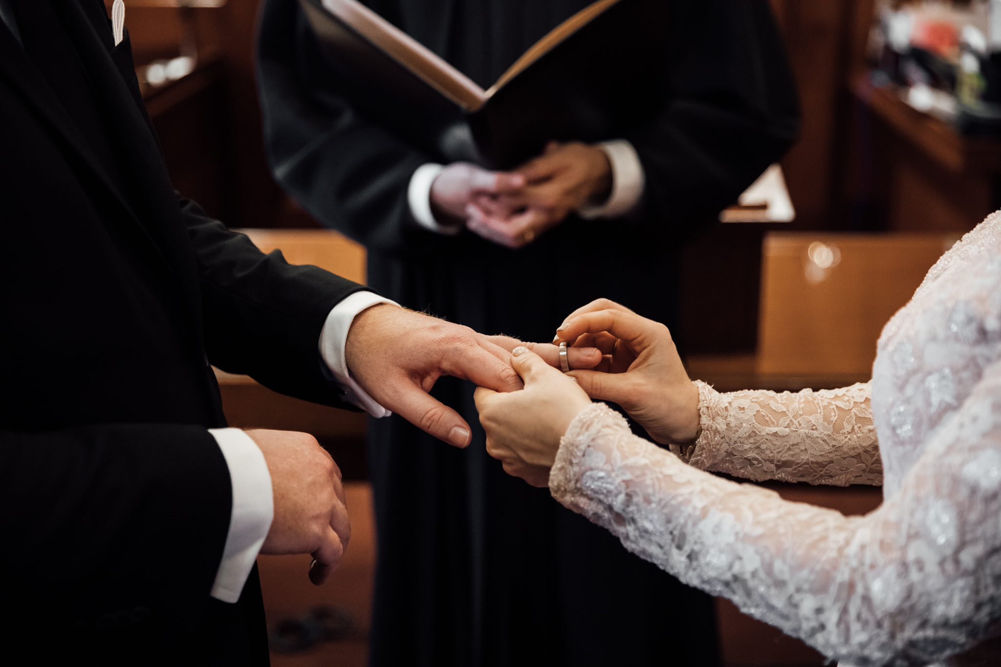 memphis-courthouse-elopement-thewarmtharoundyou-amanda-michael (29 of 143).jpg