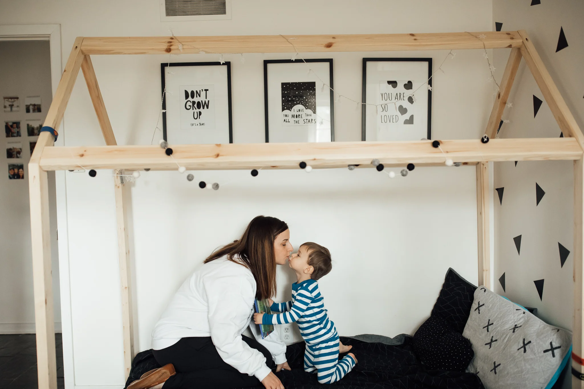 memphis-family-photographer-in-home-thewarmtharoundyou (115 of 140).jpg