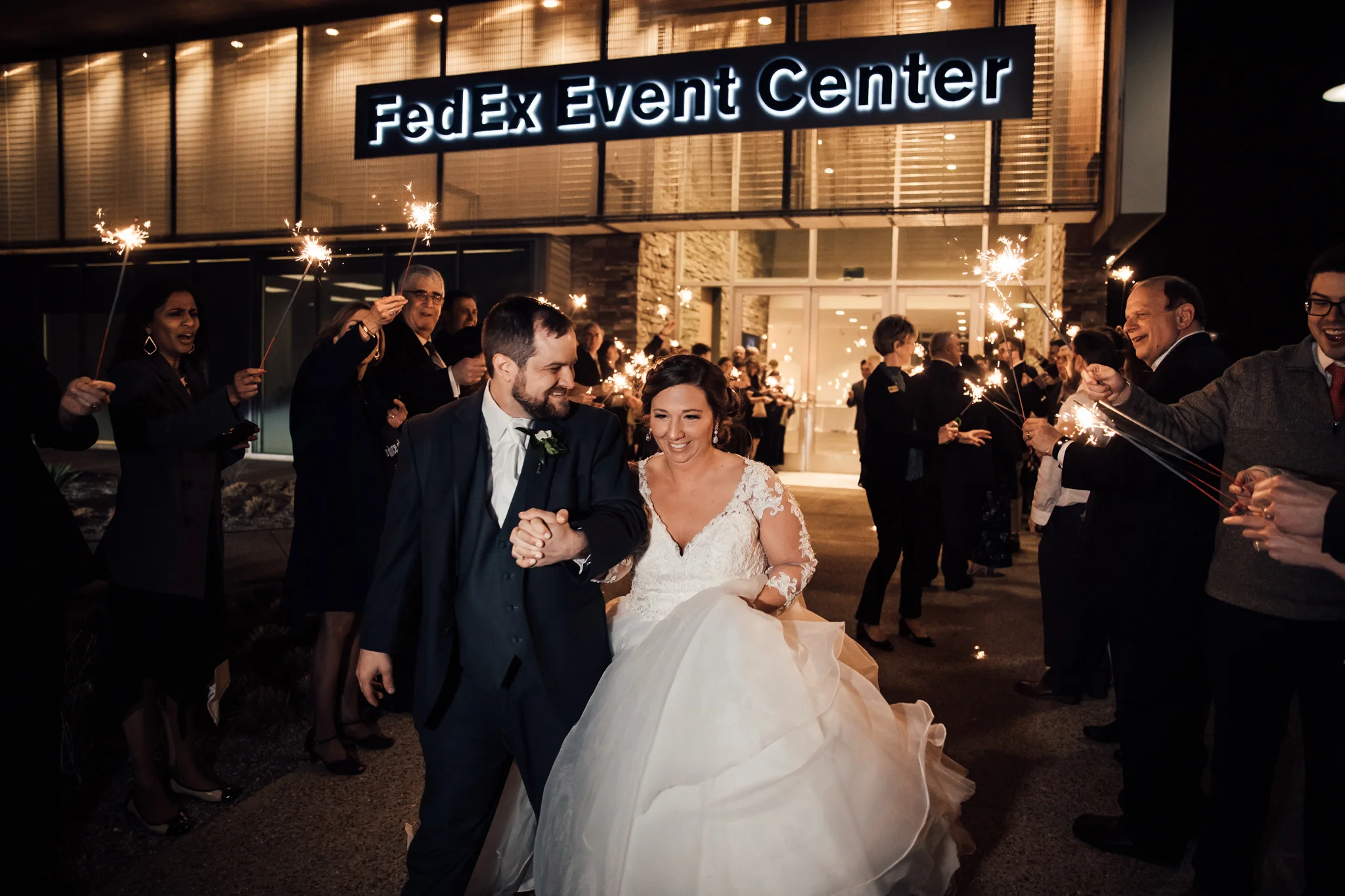 memphis-wedding-photographers-thewarmtharoundyou-shelby-farms (16 of 17).jpg