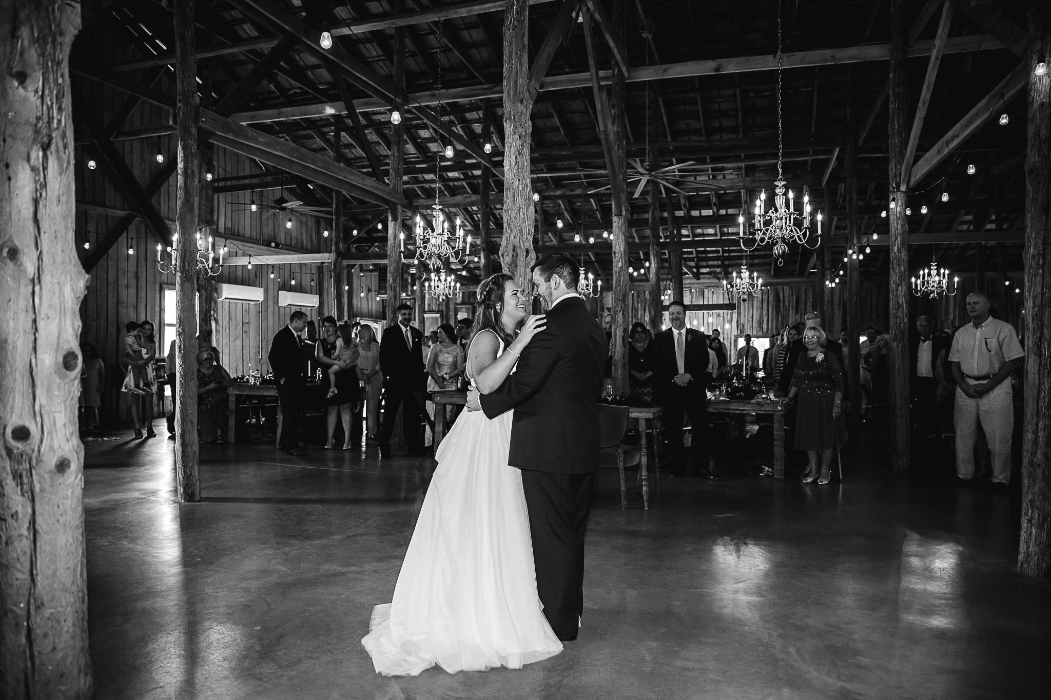 memphis-wedding-photographer-meadow-hill-farms-thewarmtharoundyou (66 of 93).jpg