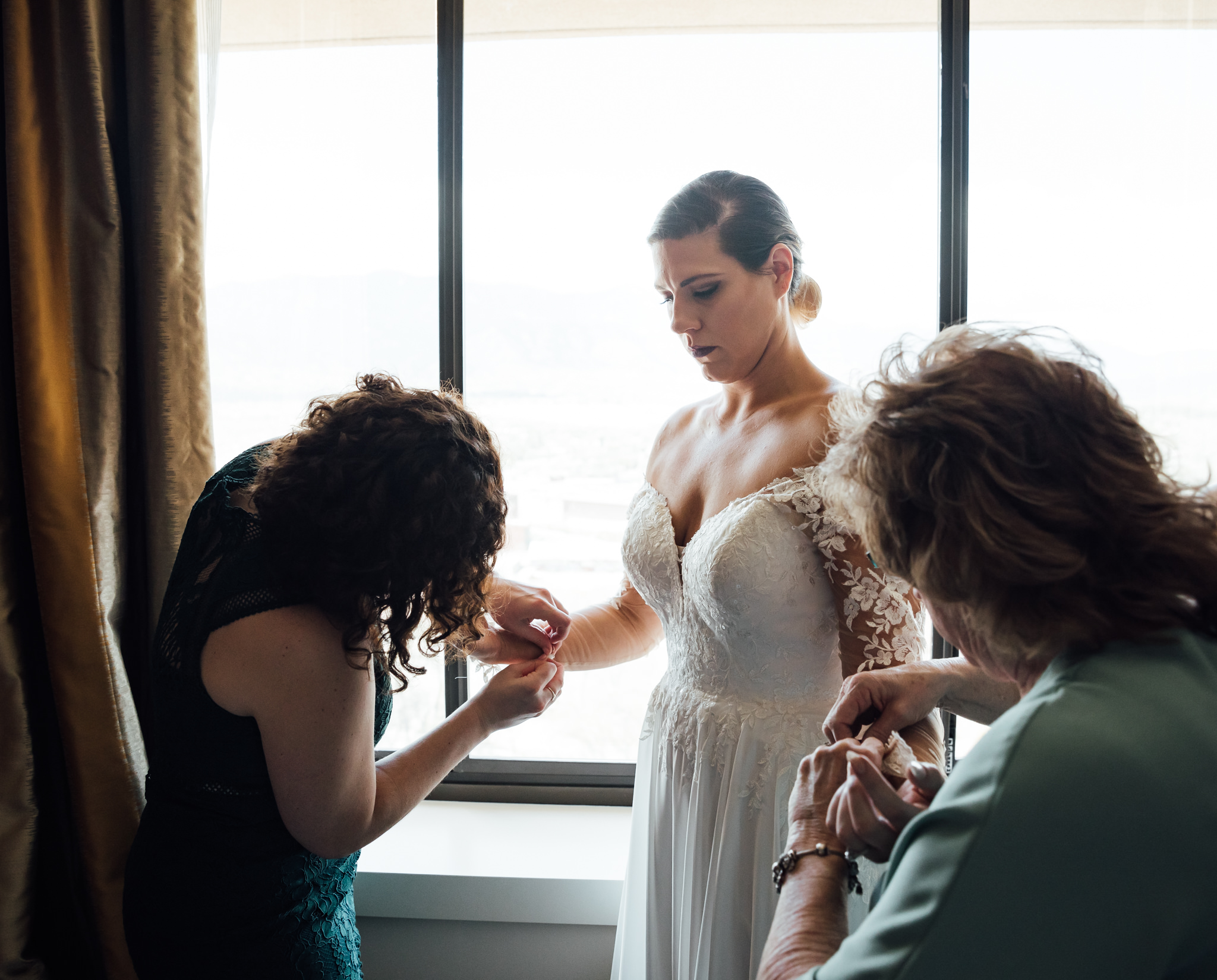 phantom-canyon-brewery-colorado-springs-wedding-photographer-8.jpg