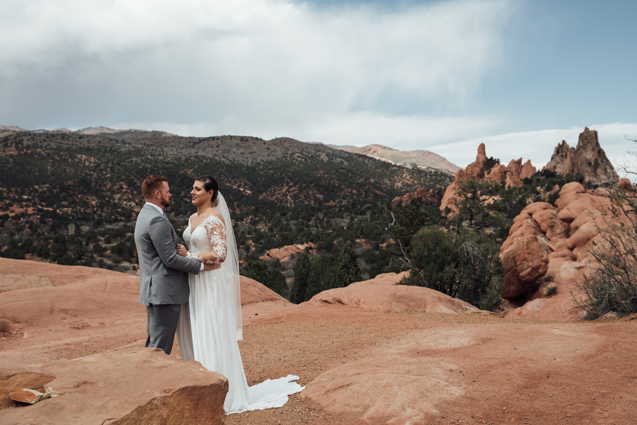 phantom-canyon-brewery-colorado-springs-wedding-photographer-41.jpg