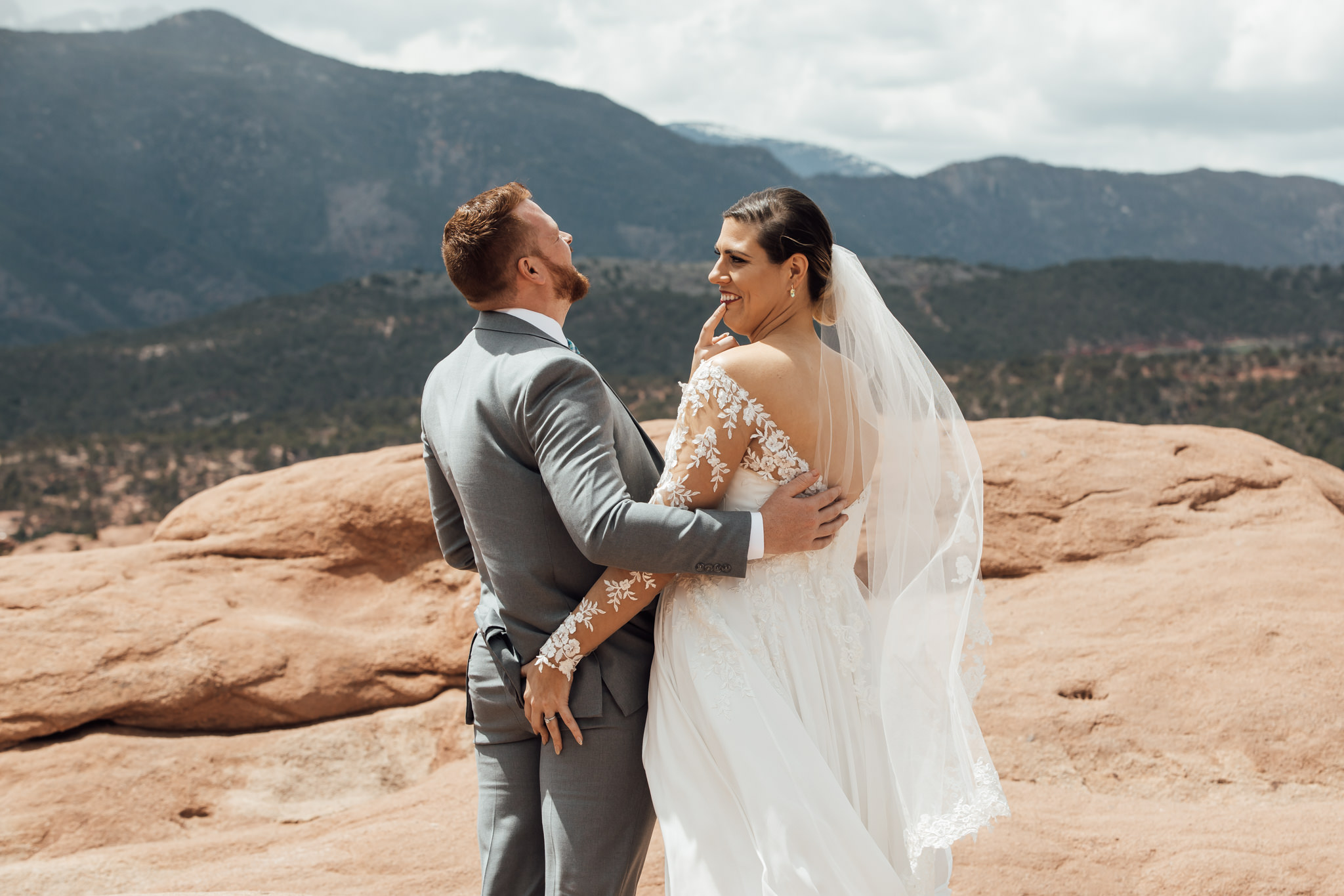 phantom-canyon-brewery-colorado-springs-wedding-photographer-208.jpg