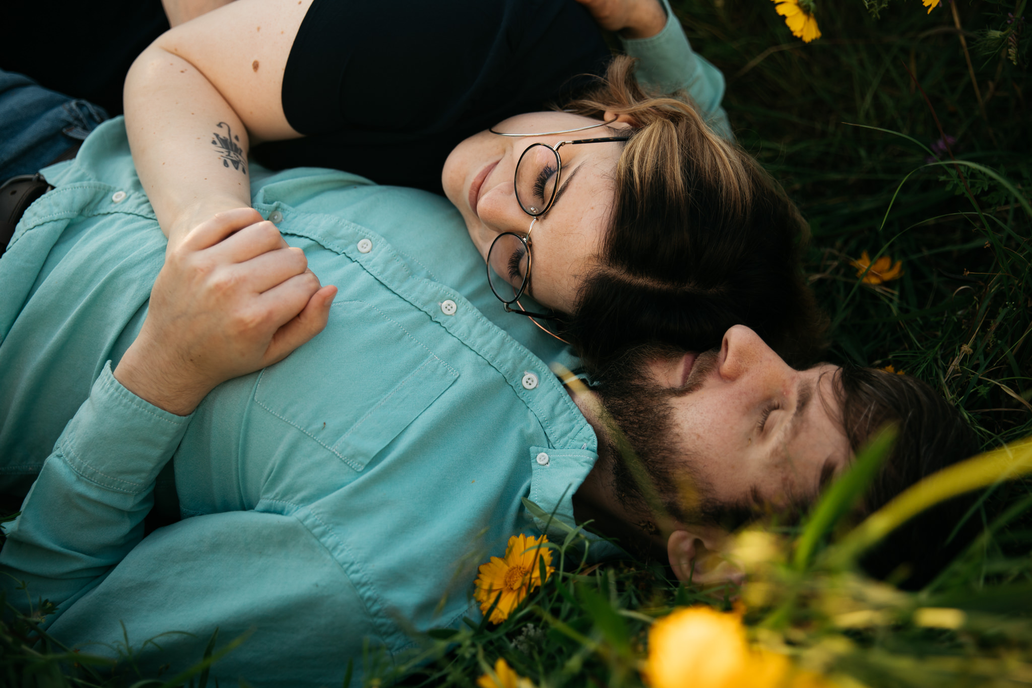 midtown-engagement-pictures-thewarmtharoundyou-memphis-wedding-photographers-alex-matt-62.jpg