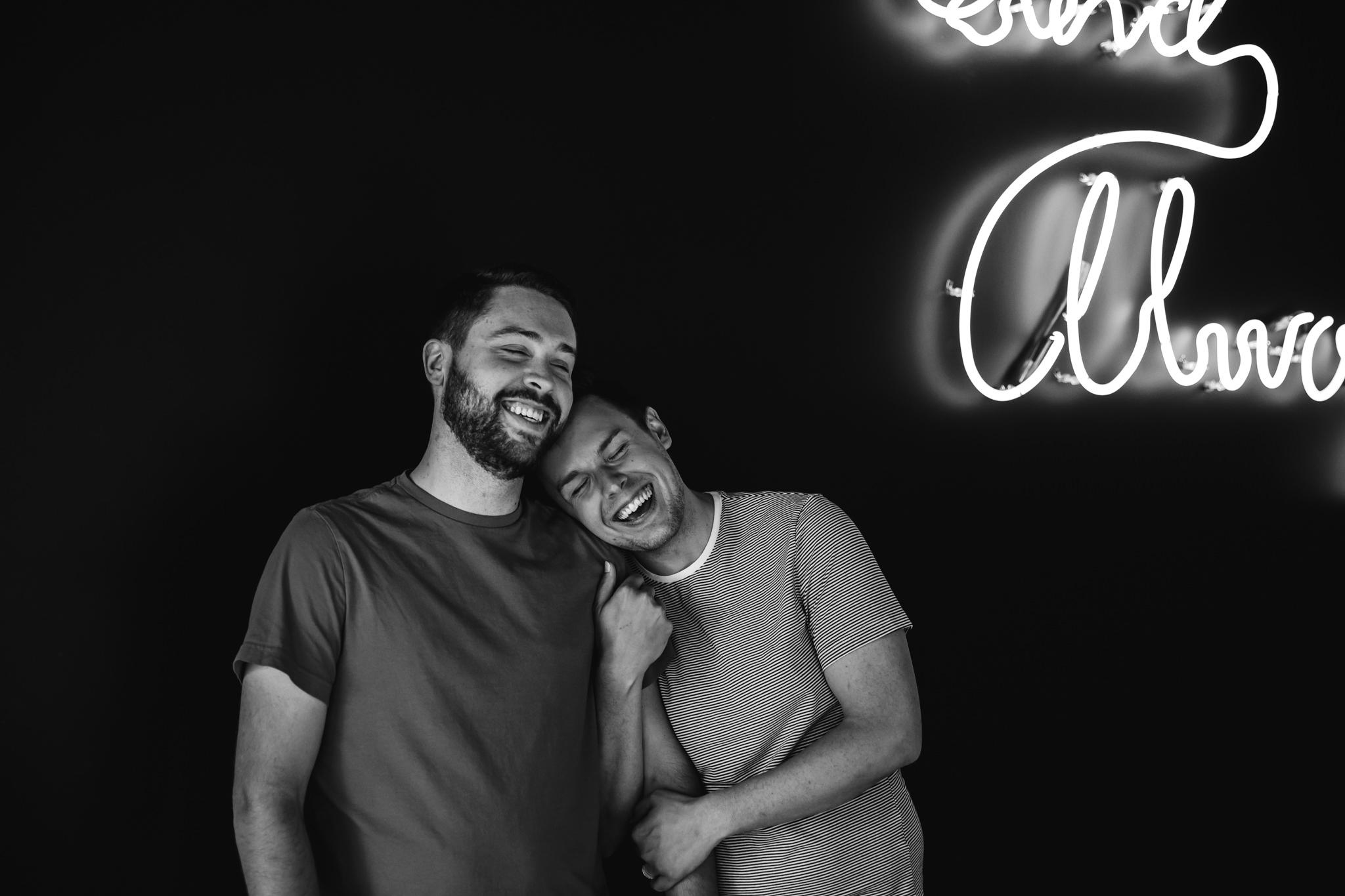 peabody-engagement-pictures-downtown-memphis-thewarmtharoundyou-shelby-alex-11.jpg