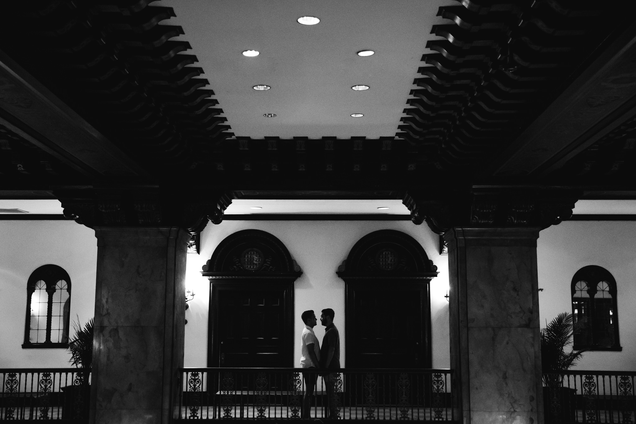 peabody-engagement-pictures-downtown-memphis-thewarmtharoundyou-shelby-alex-76.jpg