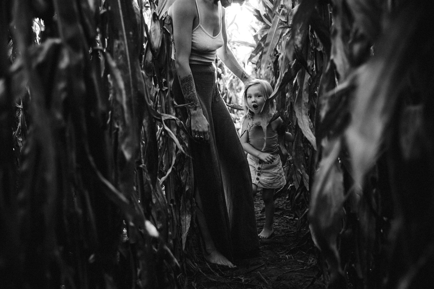 An Earthy, Summer Family Session with Maddison, Ophelia, and Cecil —  Memphis Wedding Photographer