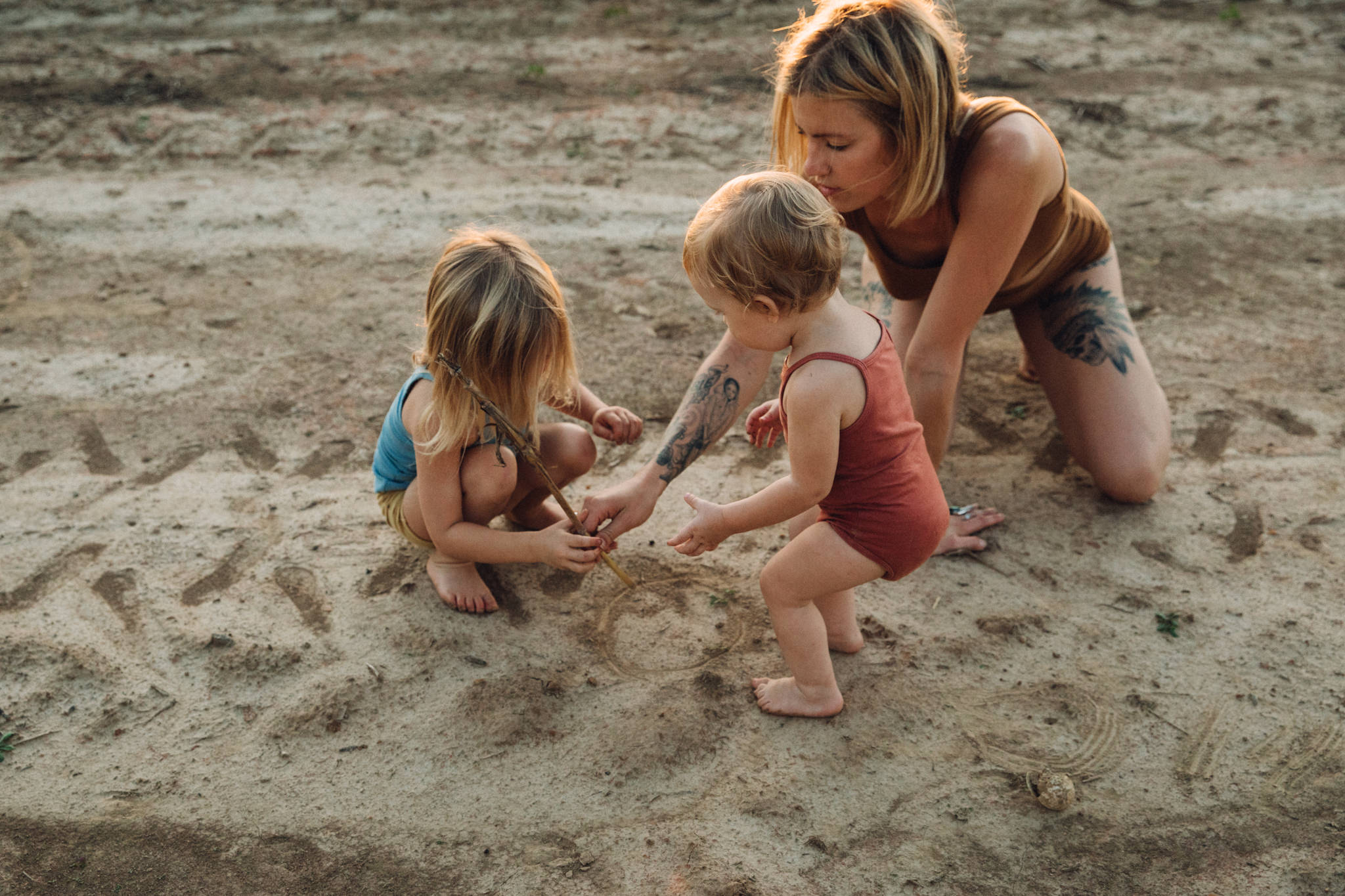 thewarmtharoundyou-memphis-family-photographer-documentary-family-photographer-99.jpg