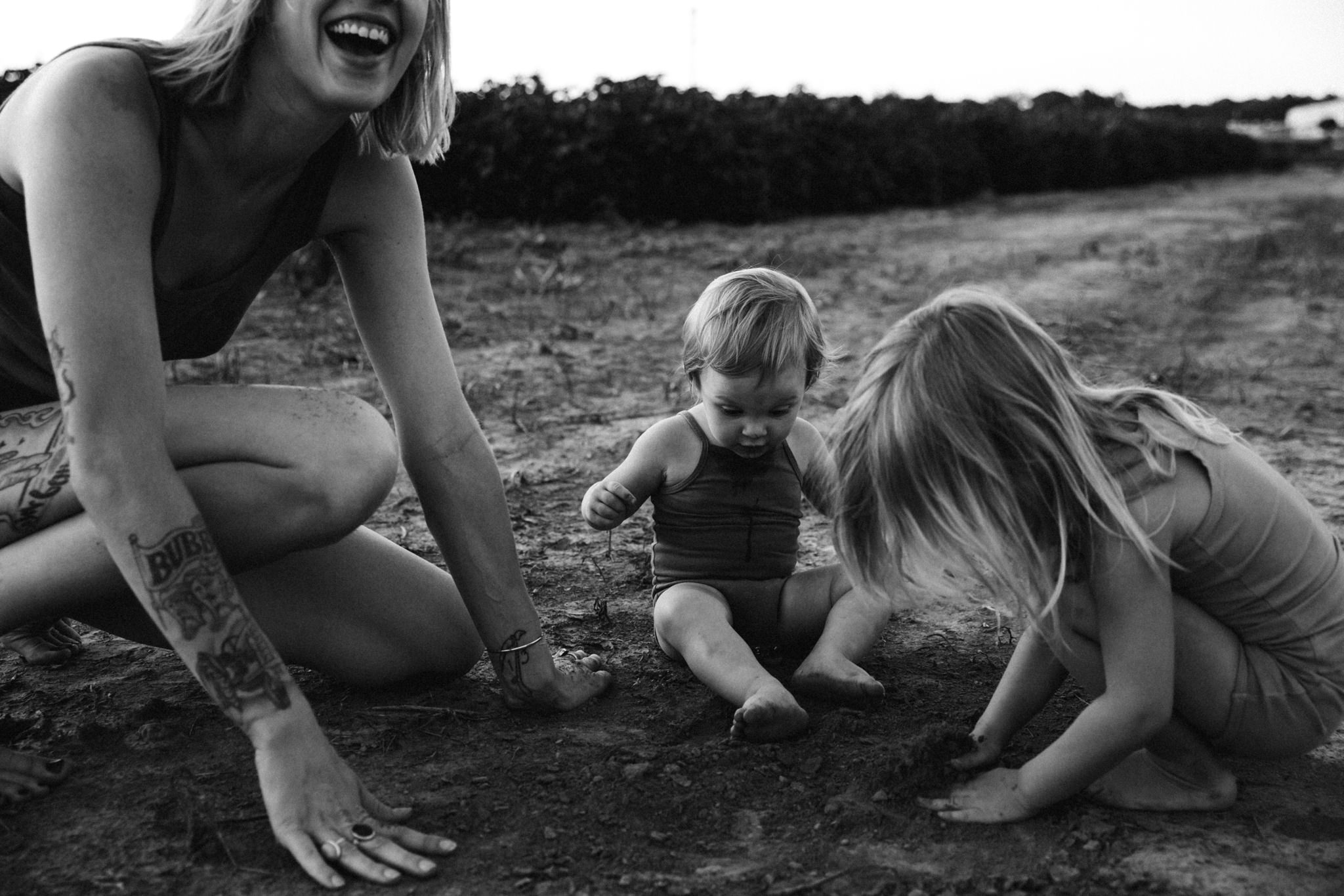 thewarmtharoundyou-memphis-family-photographer-documentary-family-photographer-112.jpg