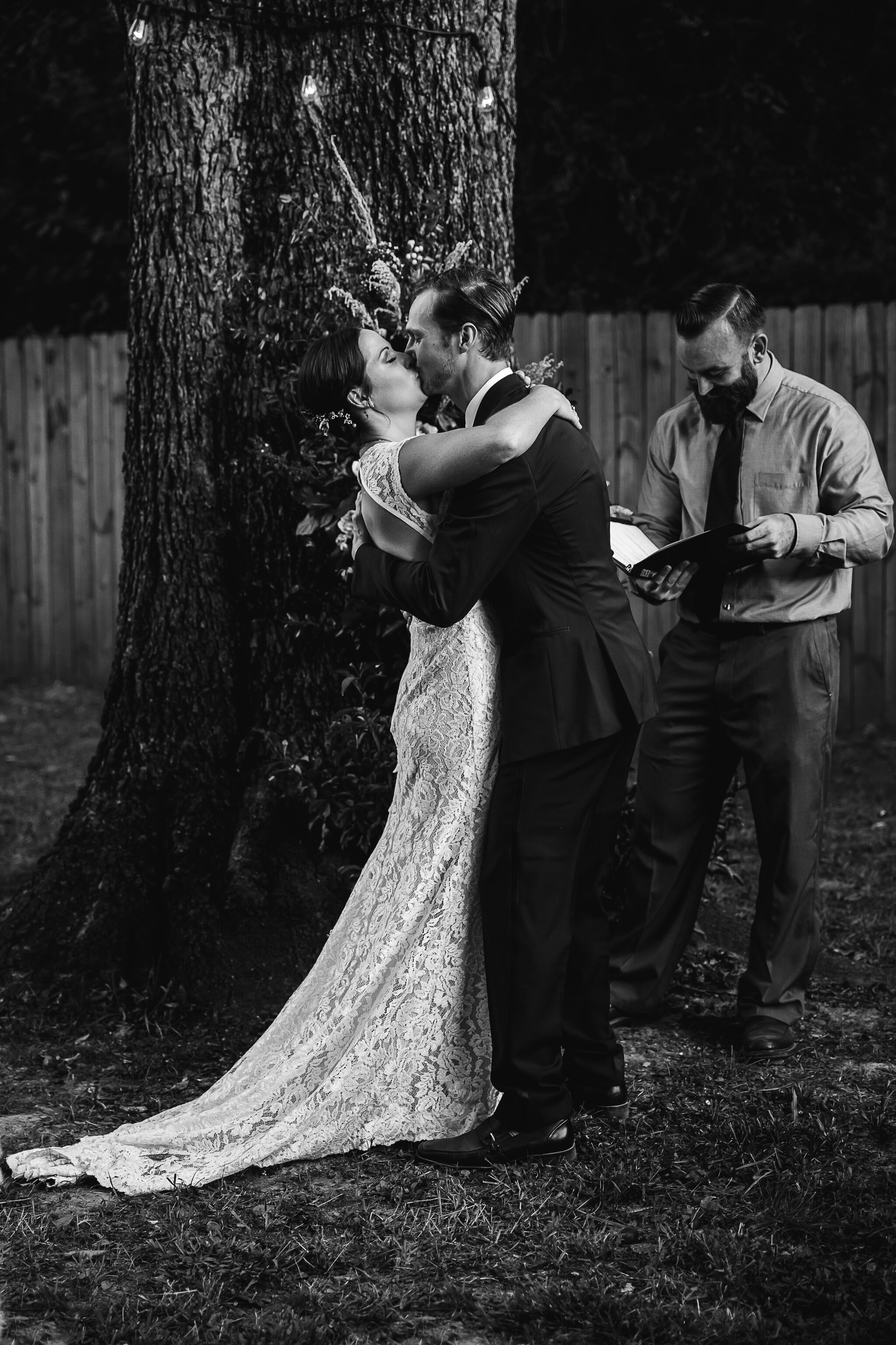 Allison-and-Wesley-Memphis-Backyard-Wedding-TheWarmthAroundYou-165.jpg