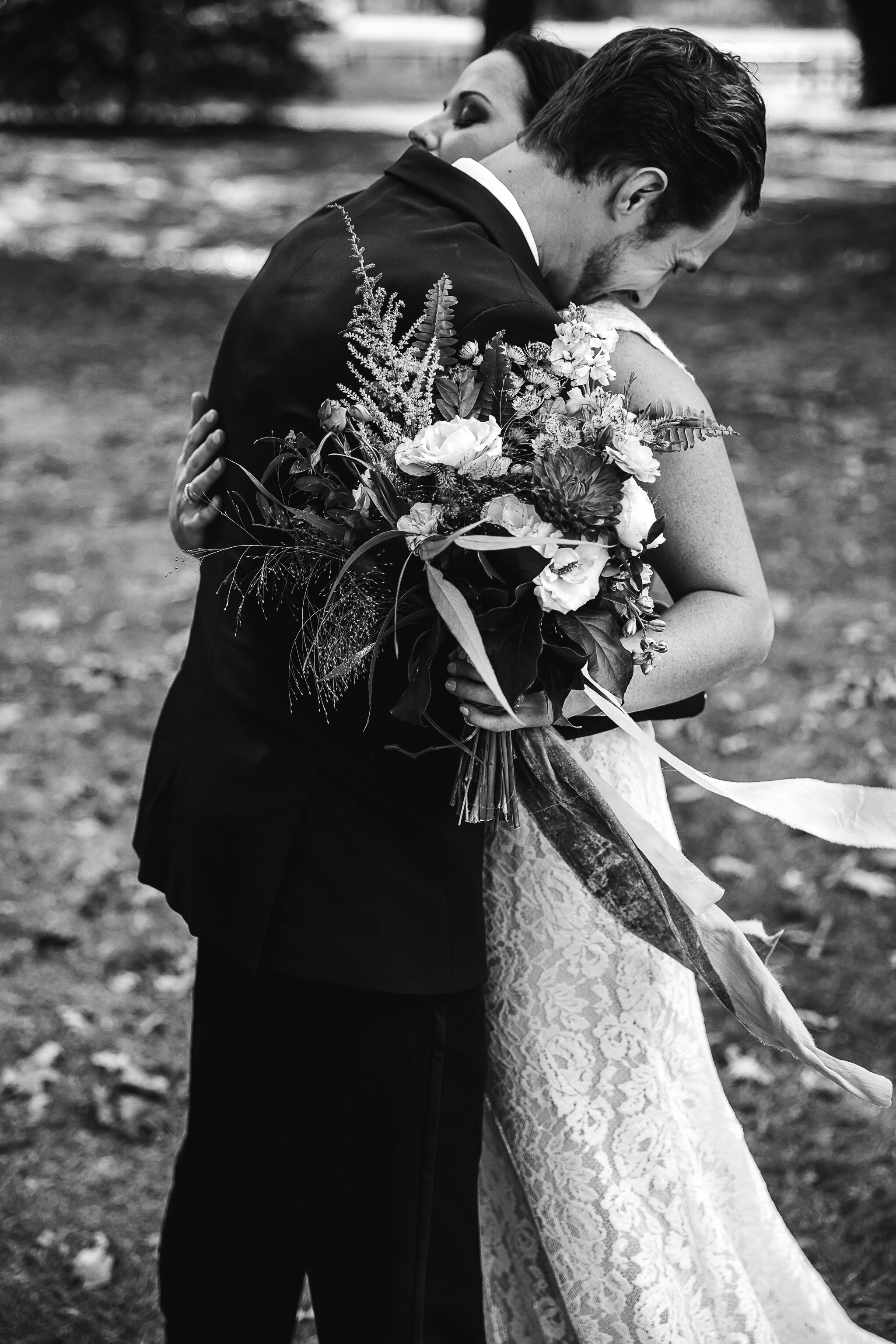 Allison-and-Wesley-Memphis-Backyard-Wedding-TheWarmthAroundYou-127.jpg