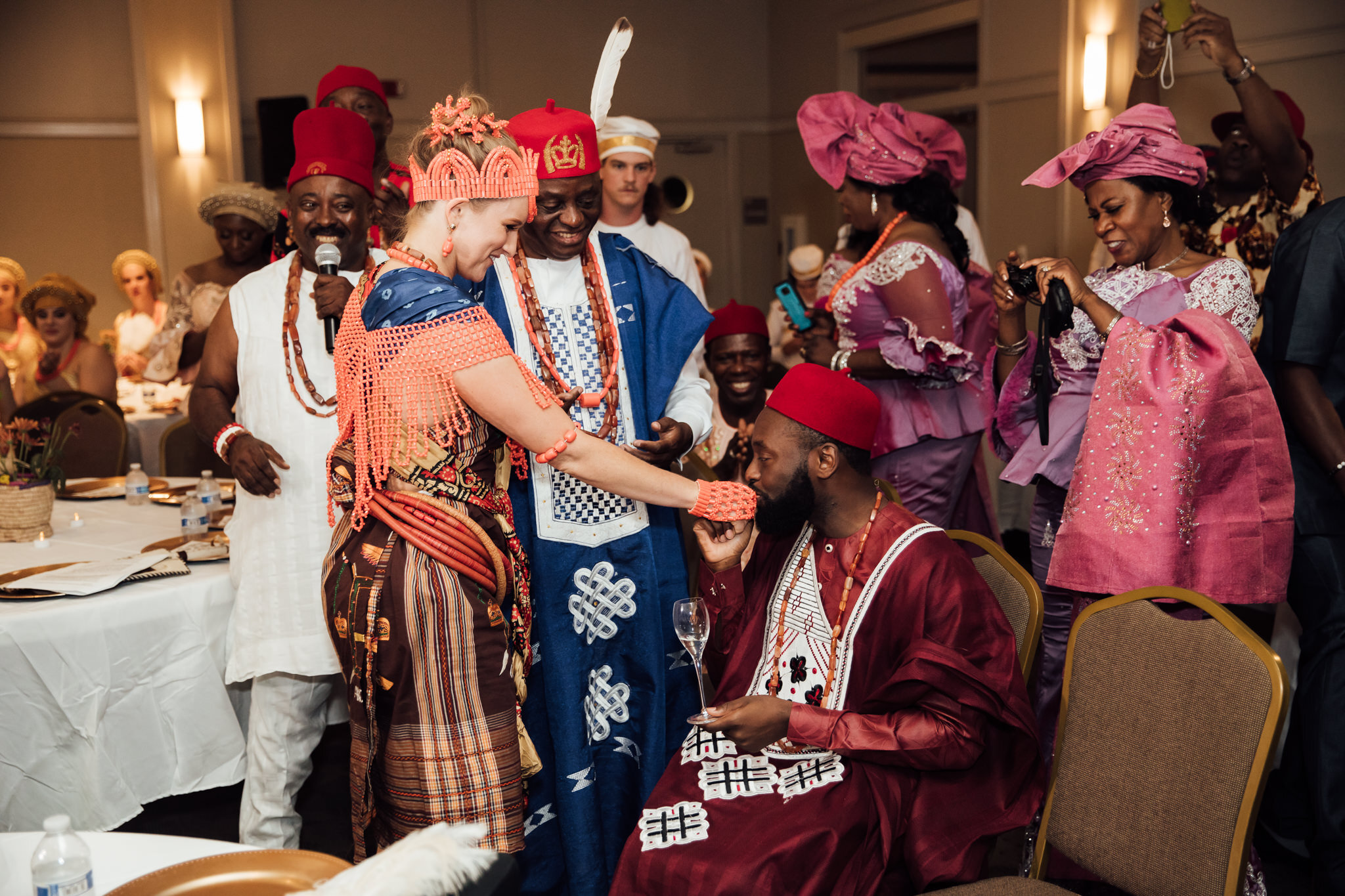 traditional-nigerian-ceremony-thewarmtharoundyou-memphis-wedding-photographer-brooke-nelson-150.jpg