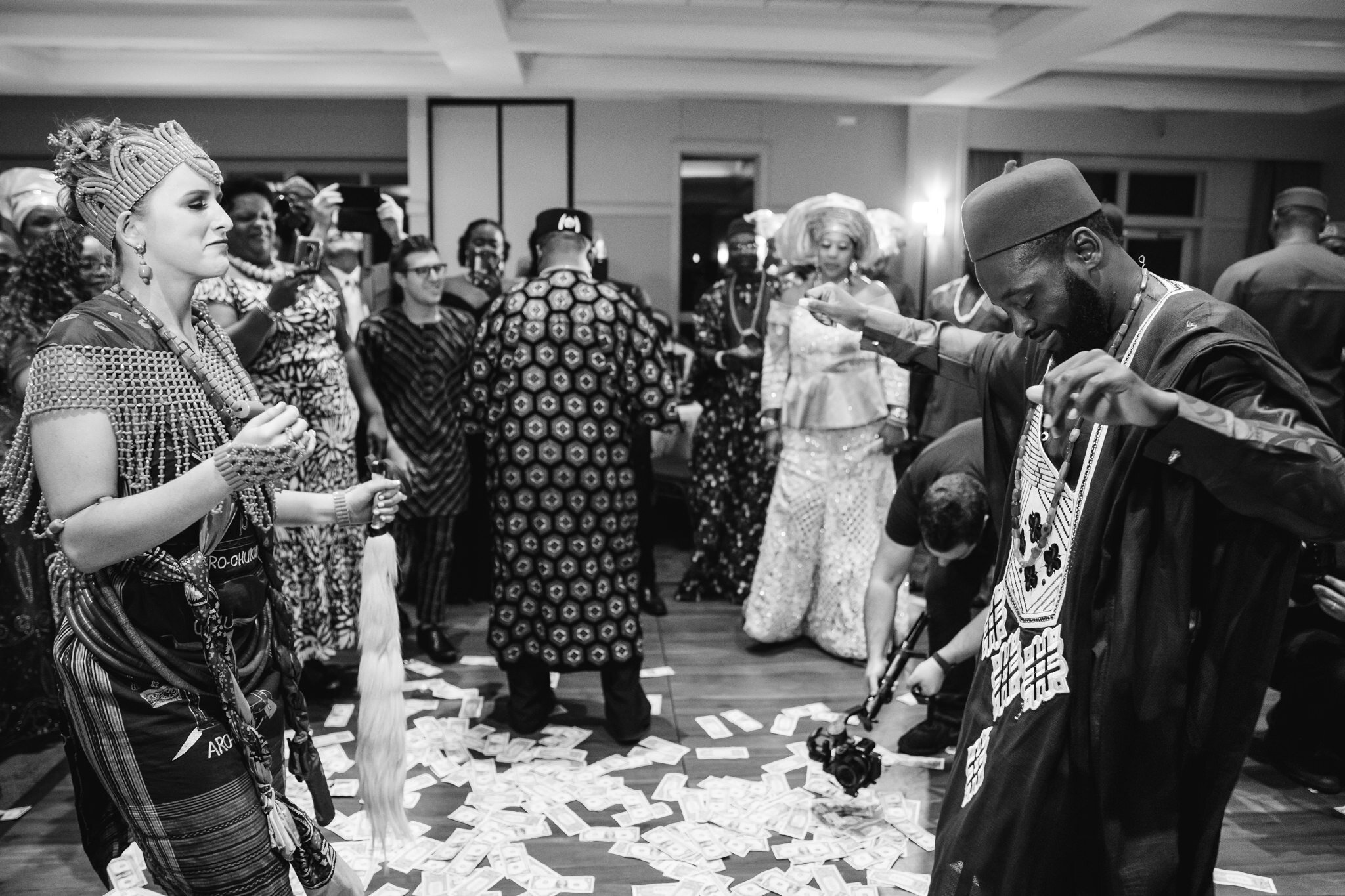 traditional-nigerian-ceremony-thewarmtharoundyou-memphis-wedding-photographer-brooke-nelson-176.jpg