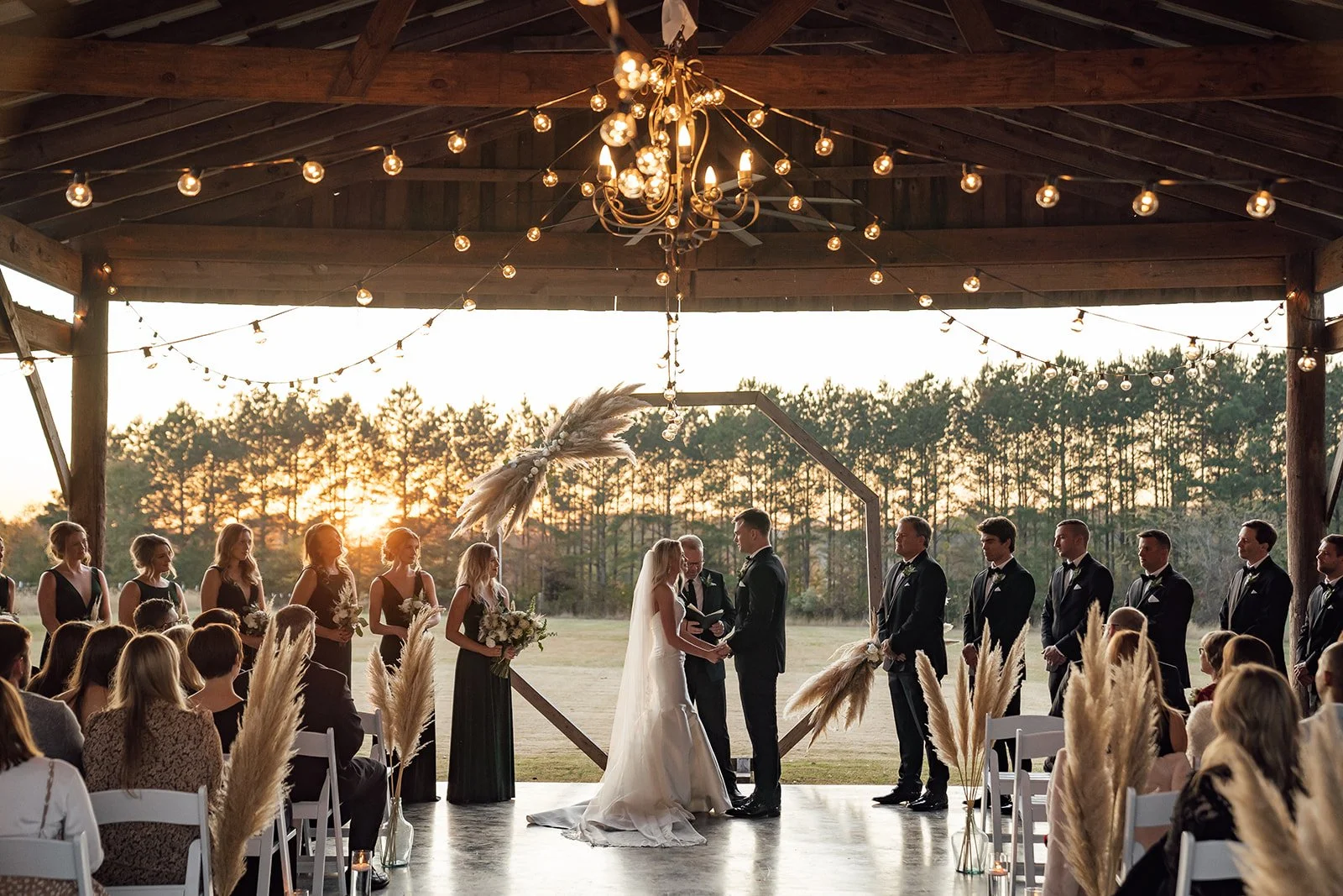 A Sunset Wedding at Hitching Post Manor in Como, Mississippi | Hannah and Caleb