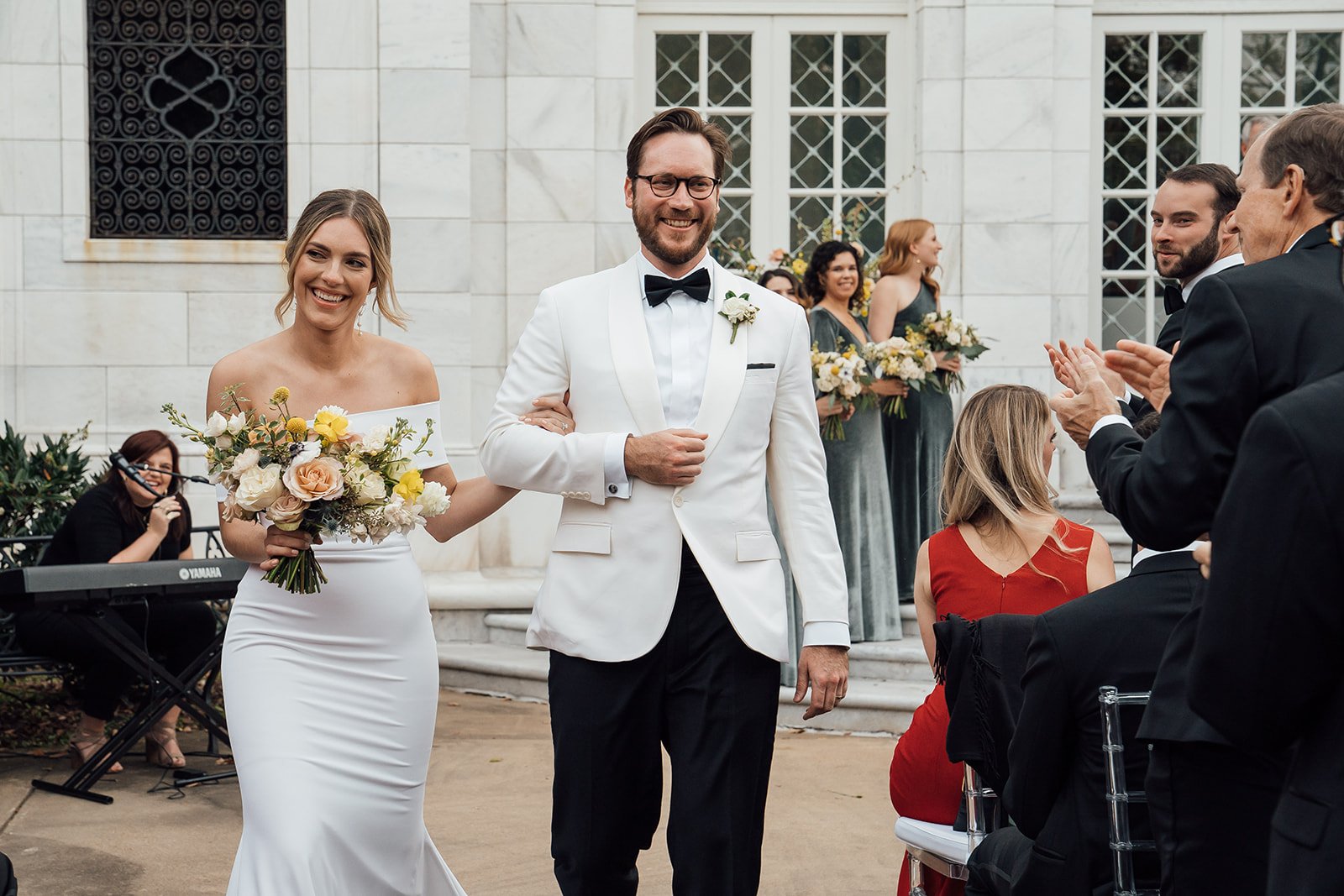 thewarmtharoundyou-jon-rebecca-wedding-1137_websize.jpg