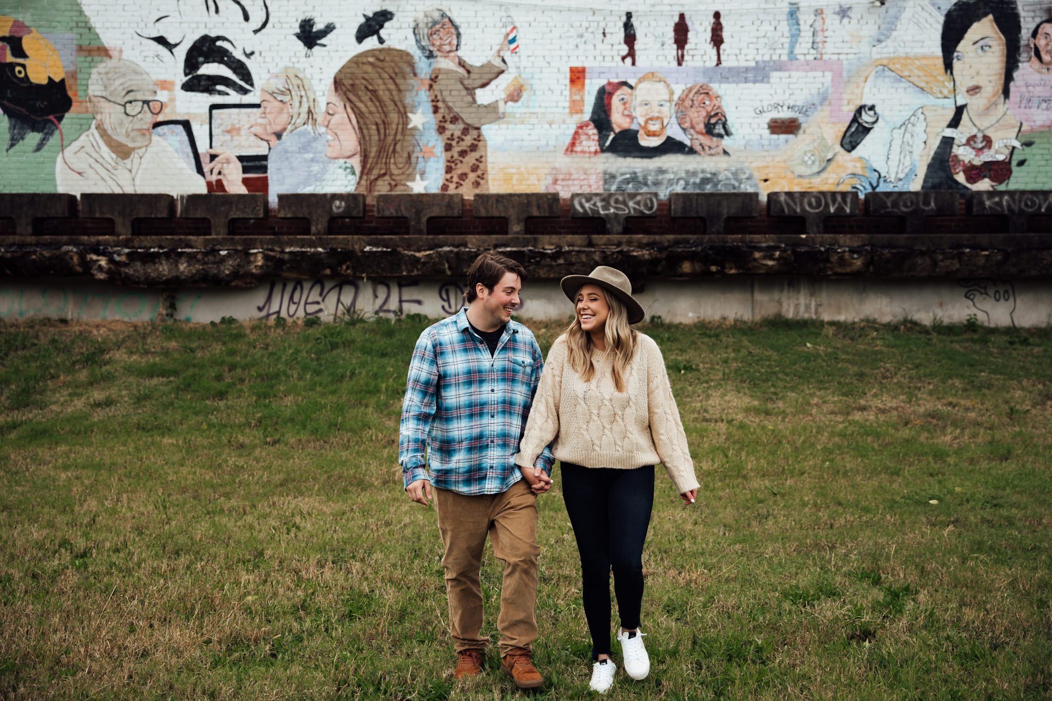 midtown-memphis-engagement-pictures-thewarmtharoundyou-61.jpg