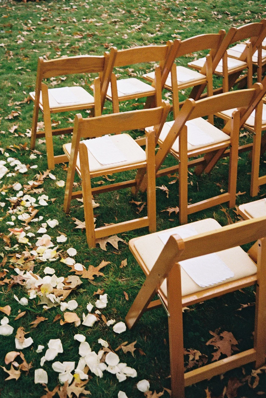 thewarmtharoundyou-memphis-film-photographer-kittie-josh-ellendale-lodge--38_websize.jpg