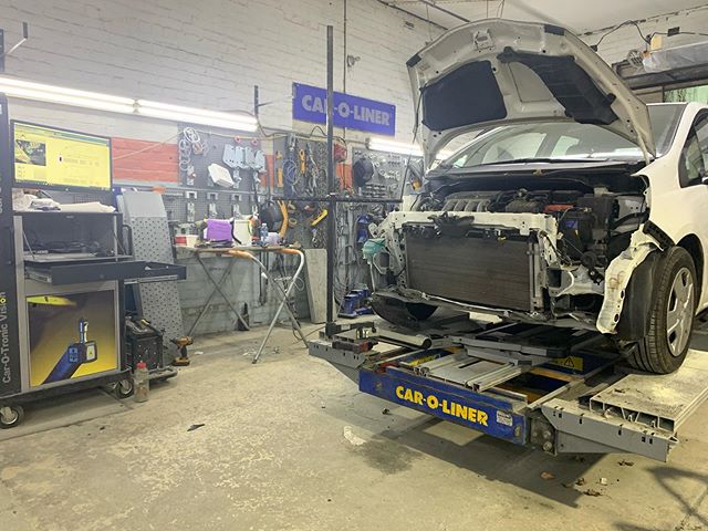 Computerized measuring system! #honda #fit #collisionrepair #autobodyrepair #autoglen #caroliner #queens #brooklyn #nyc