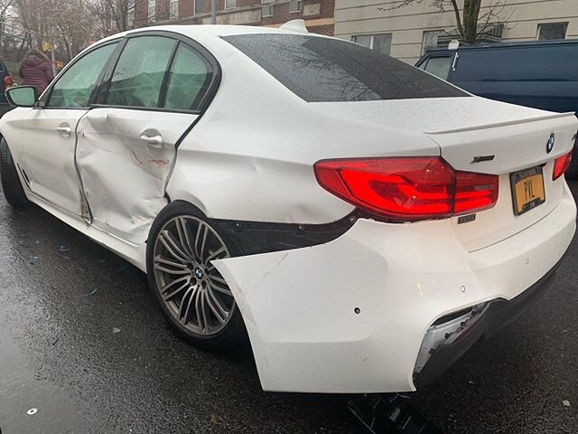 Monday Grind! #bmw #m550i #beamer #bimmer #collision #collisionrepair #autobodyshop #autoglen #queens #brooklyn #nyc