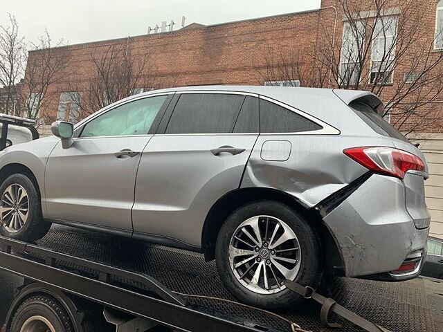 Monday morning! #acura #rdx #collisionrepair #autobody #queens #brooklyn #nyc